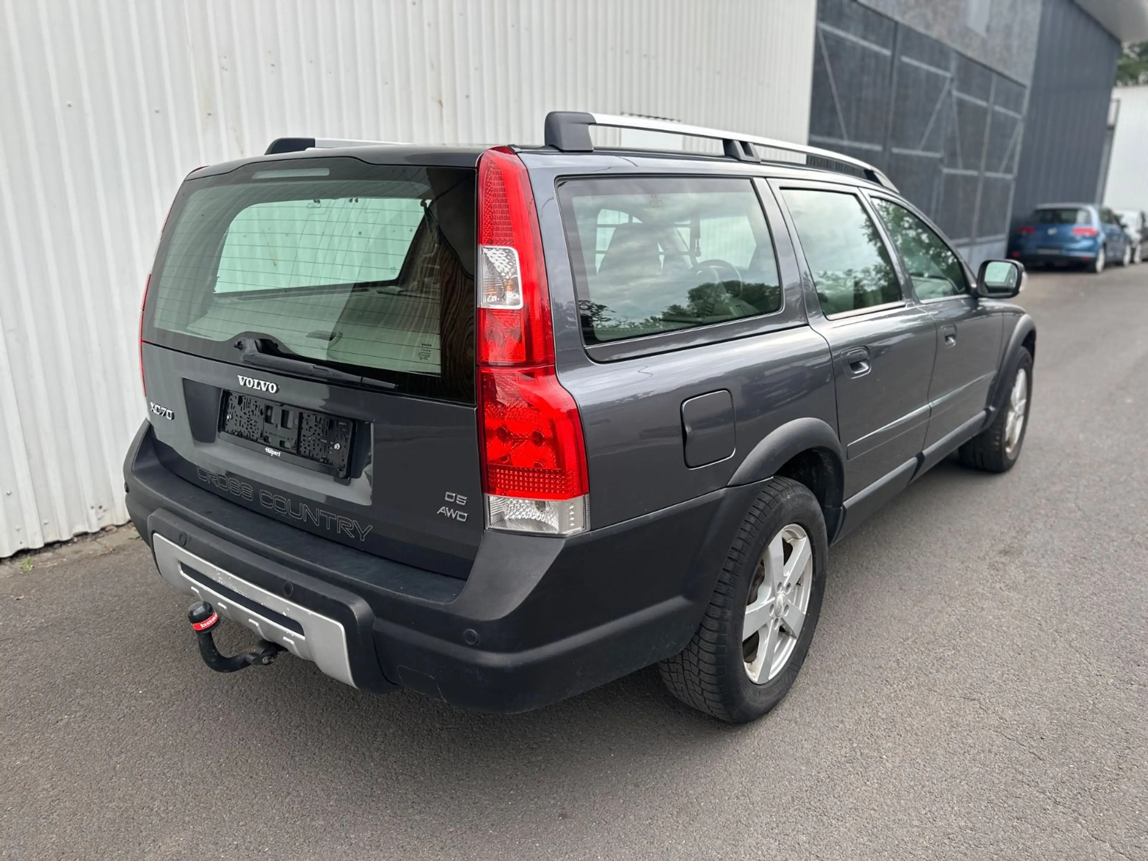 Volvo XC70 D5 AWD AHK,Leder — photo 7