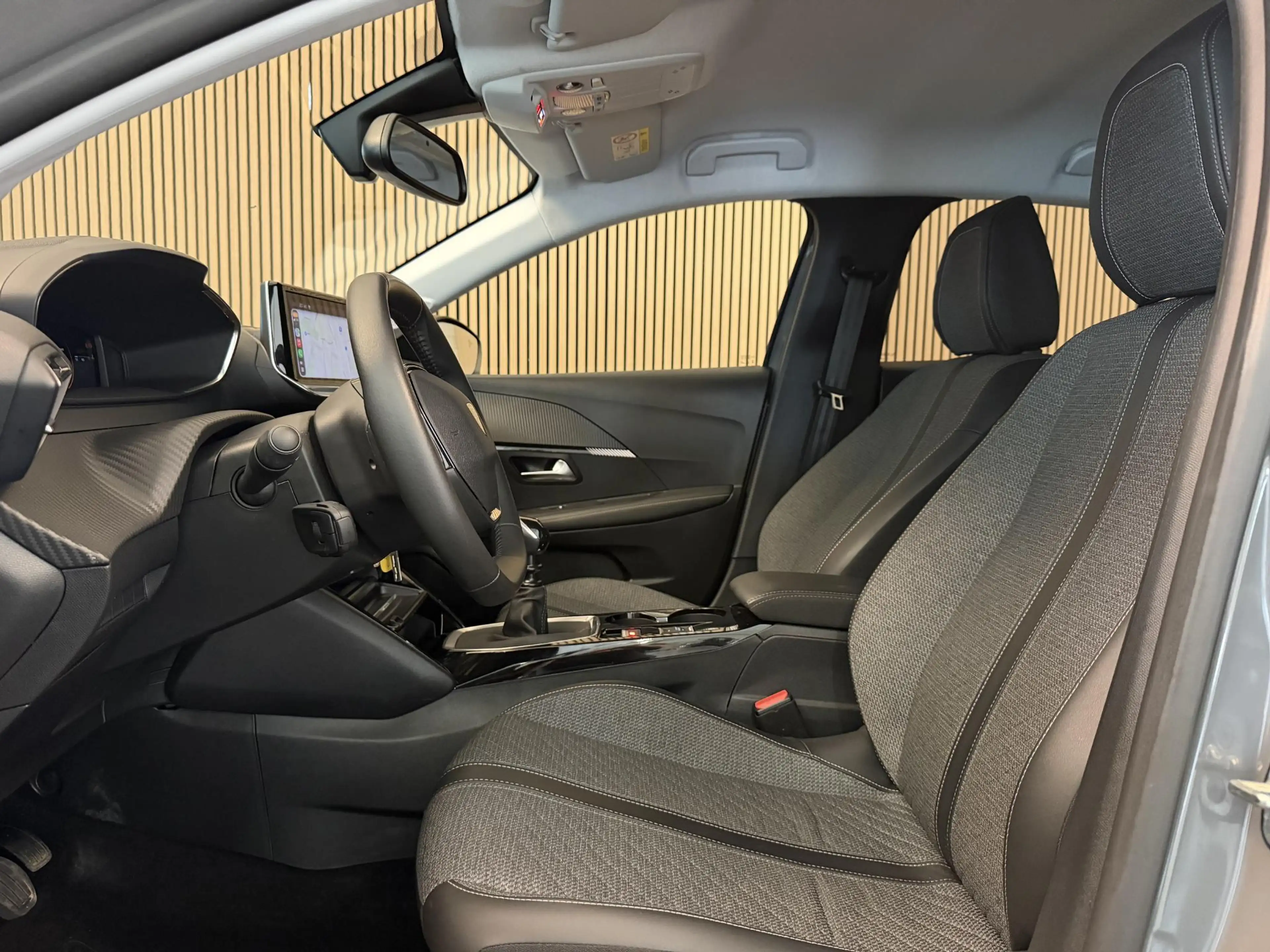 Peugeot 208 1.2 PureTech 100 PK Allure Pack | 360 Camera | BLi — photo 6