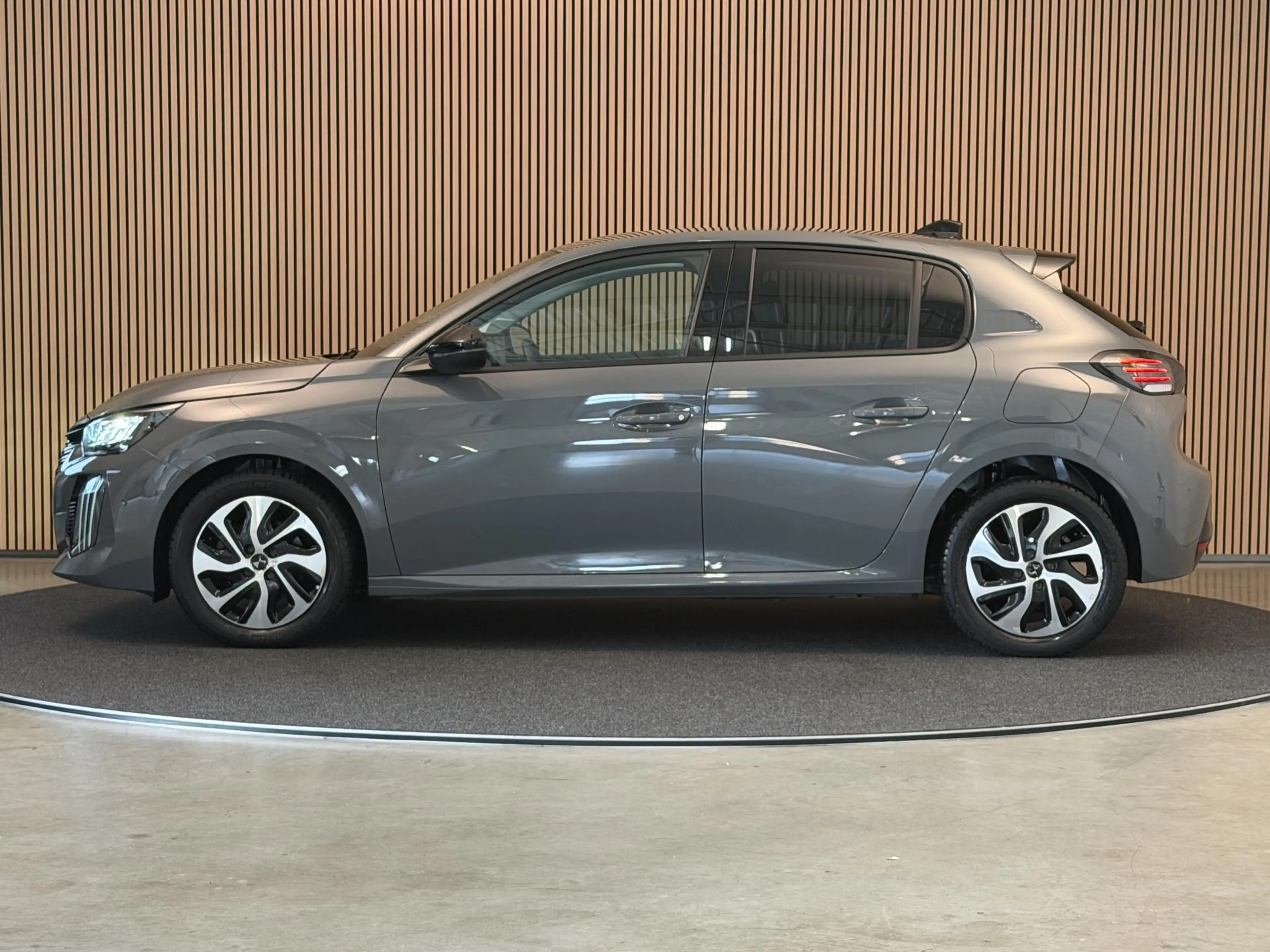 Peugeot 208 1.2 PureTech 100 PK Allure Pack | 360 Camera | BLi — photo 14