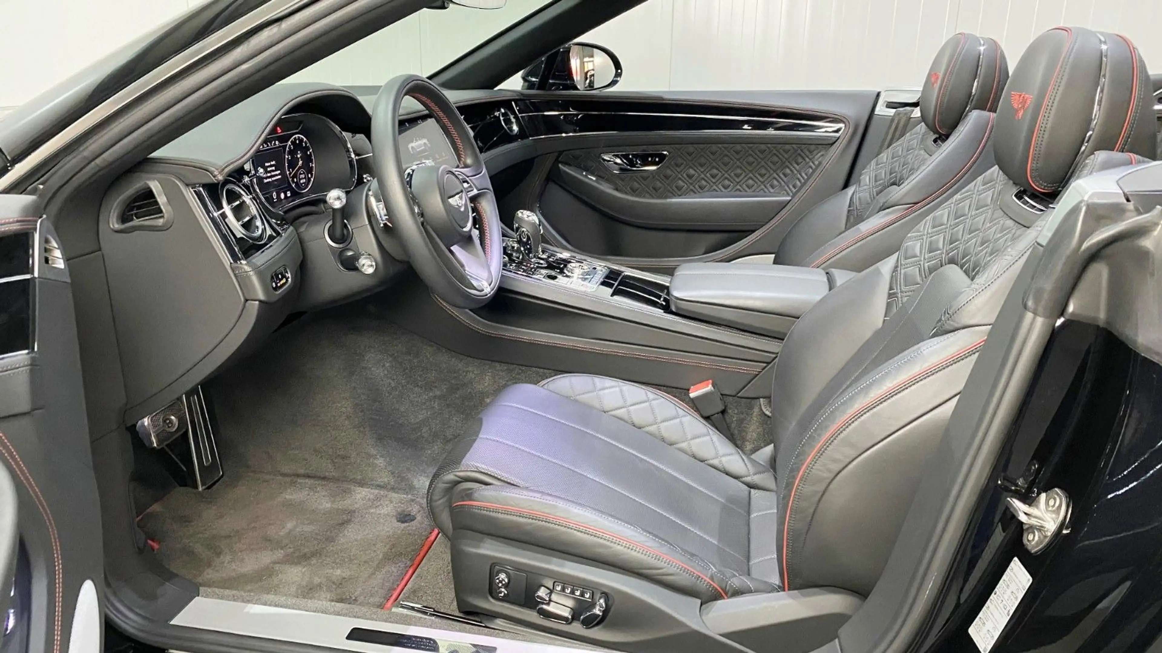 Bentley Continental GTC Continental GTC W 12 FIRST EDITION "MULLINER" — photo 15