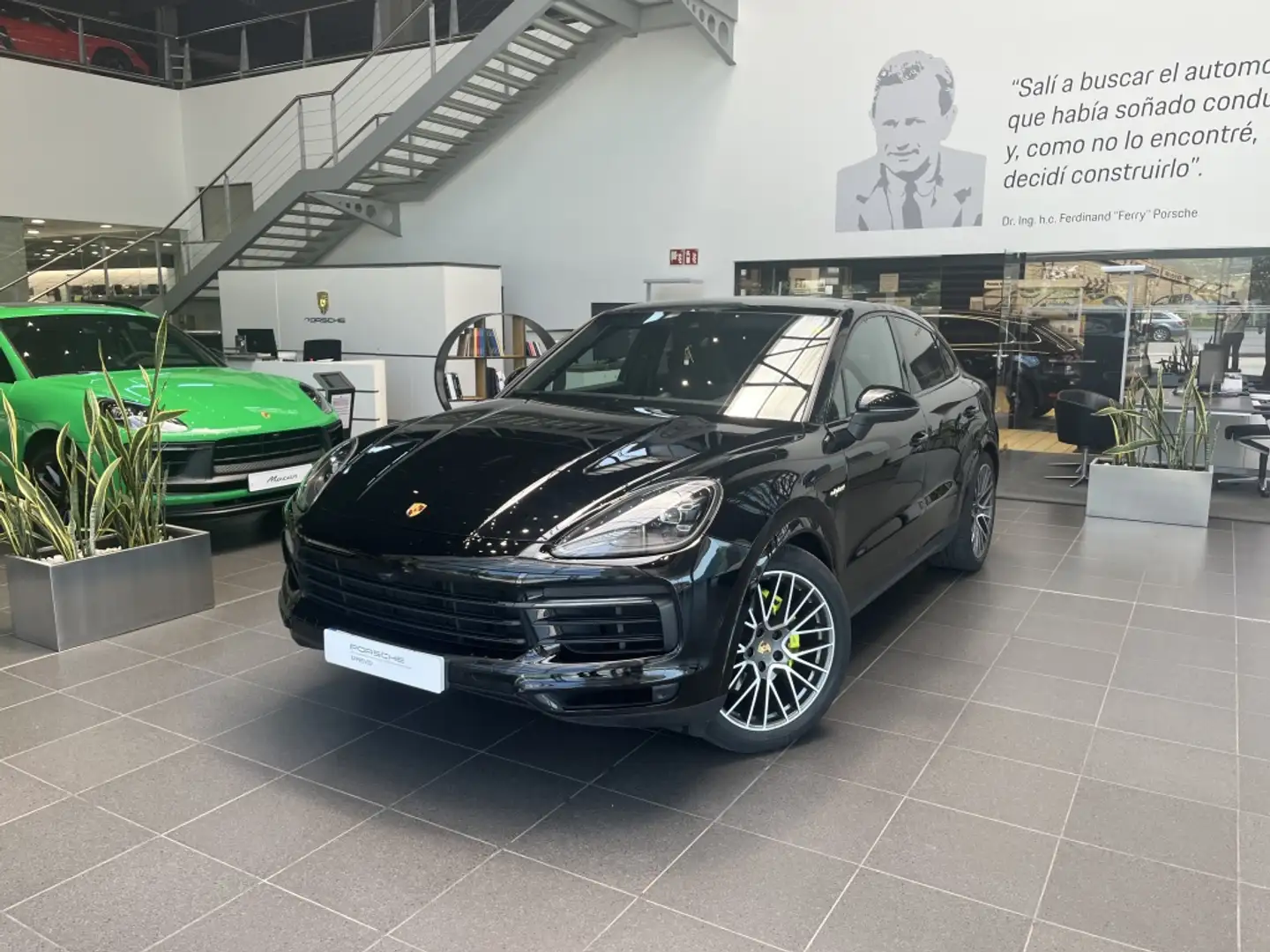 Porsche Cayenne E-Hybrid Coupé Aut. Schwarz - 1