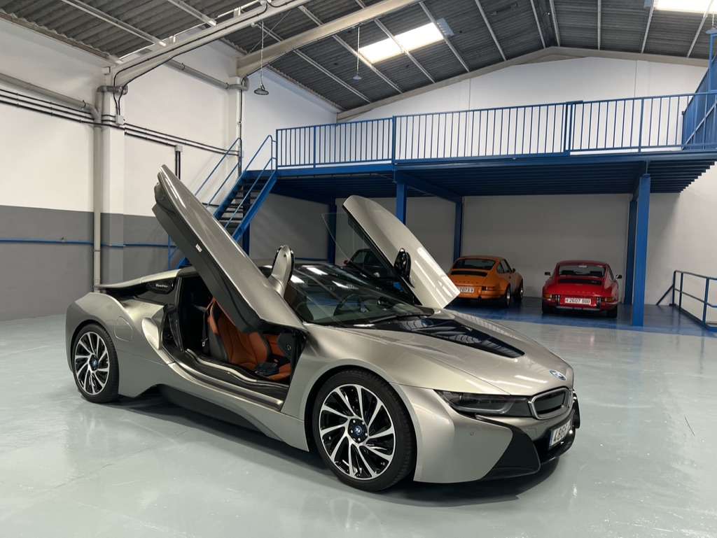 BMW i8 i8 Roadster - foto 1