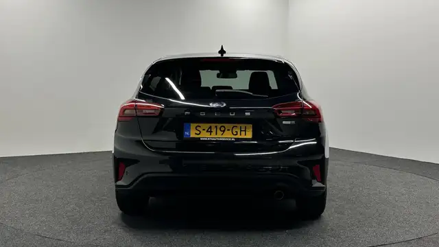 Ford Focus view 7
