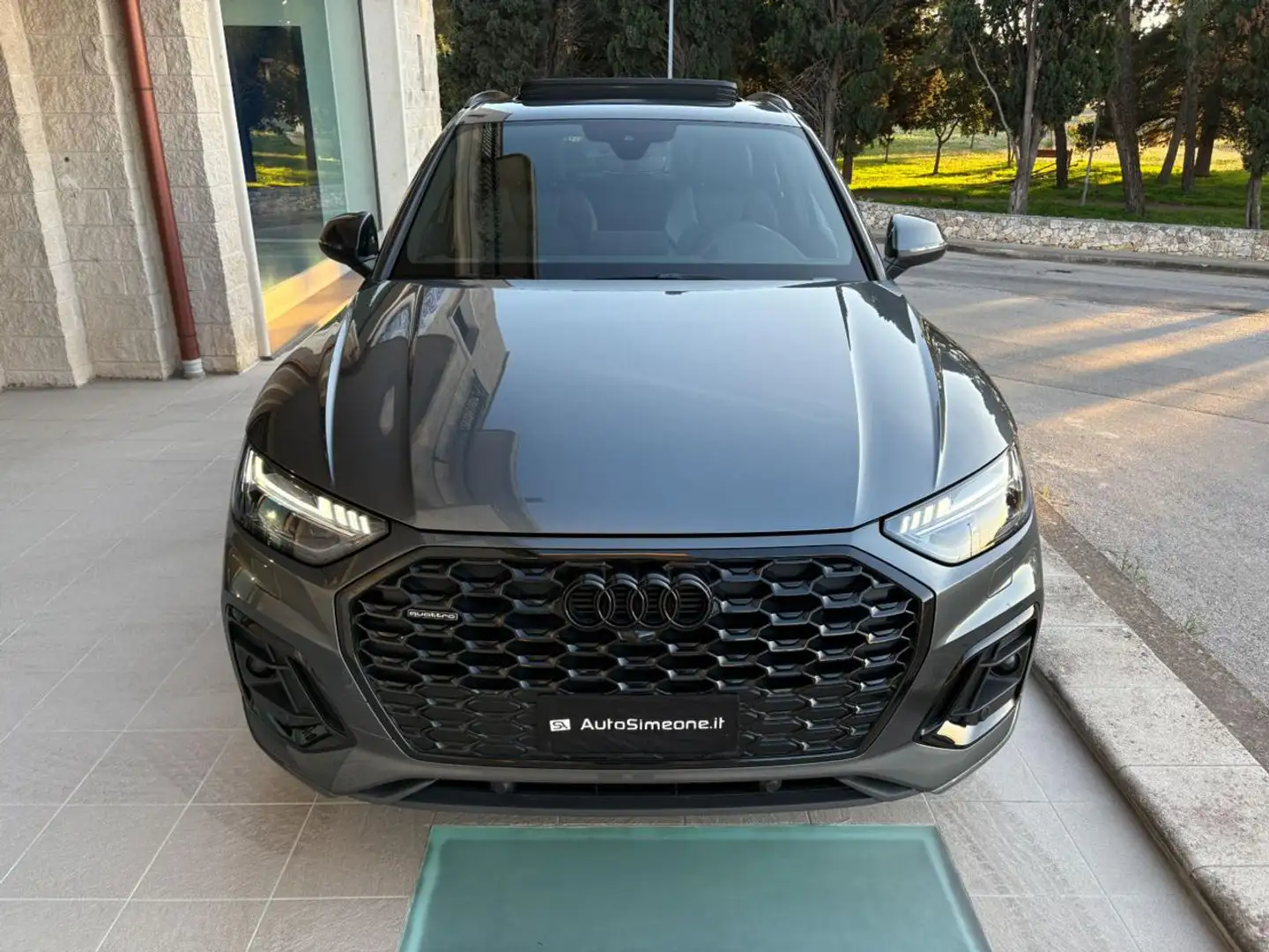 Audi Q5 SPB Sportback 40 TDI quattro S tronic S line plus Grau - 2