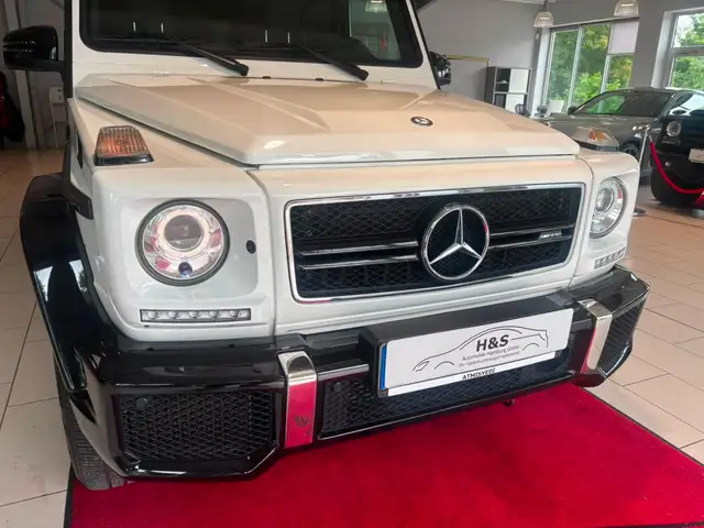 Mercedes-Benz G-Class view 9