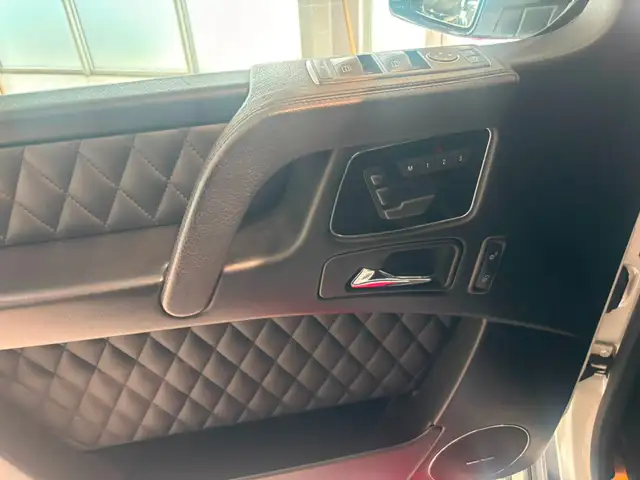 Mercedes-Benz G-Class view 15