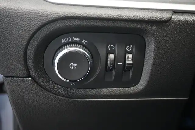 Opel Grandland X view 14