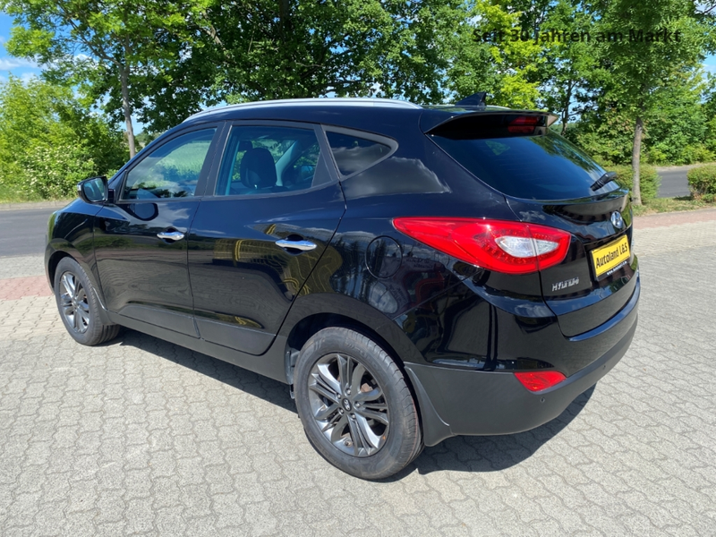 Hyundai iX35 Style AWD,Xenon,PDC,SH,8 Fach,2.Hand,Scheckheft, — photo 2