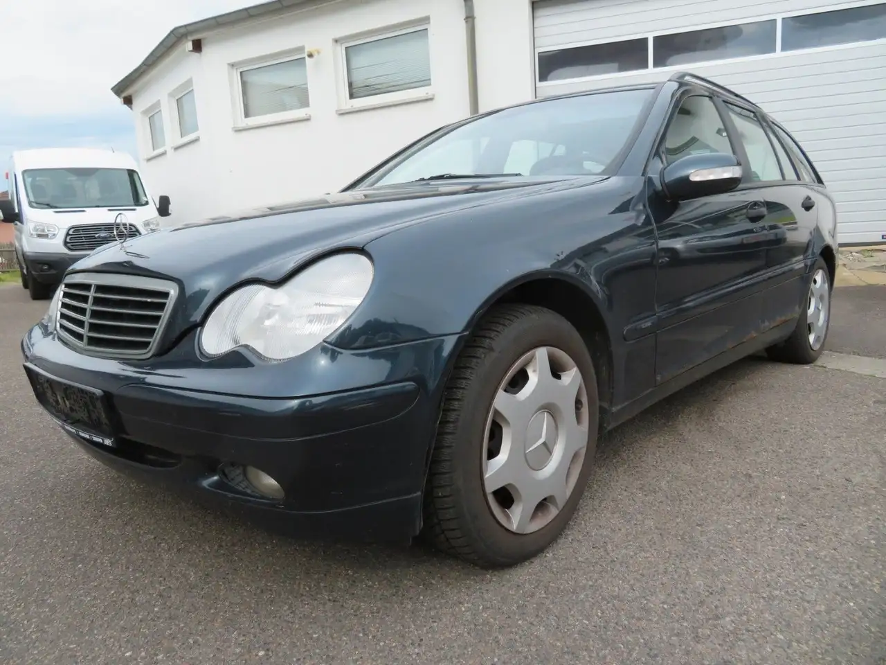 Mercedes-Benz C 180