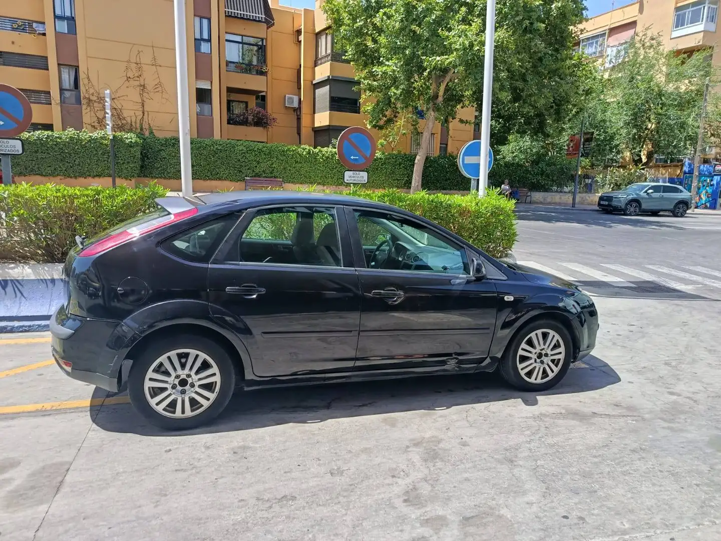 Ford Focus Focus 1.8 TDdi Trend Trend Negro - 1
