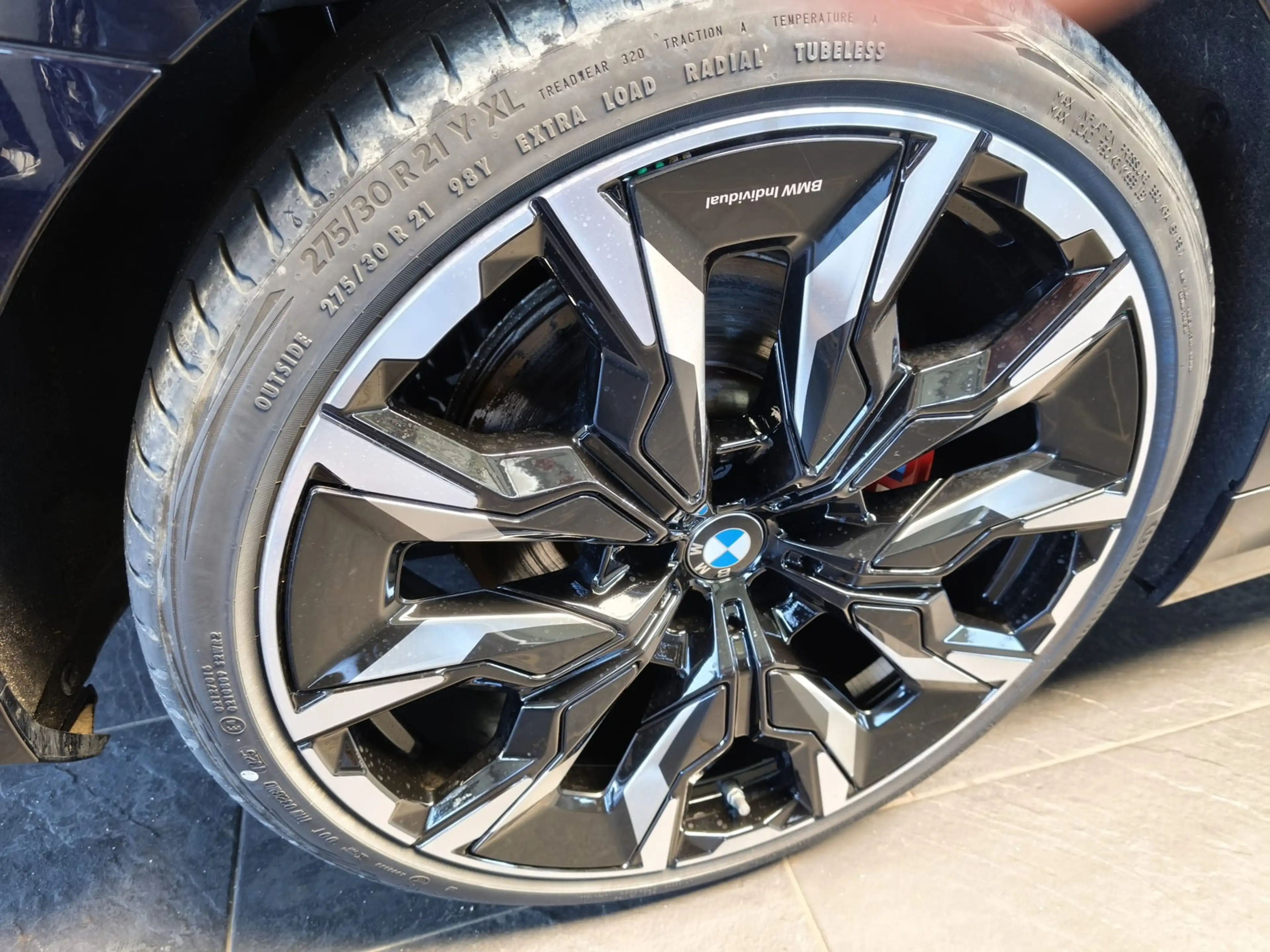 BMW 520 i M Sport Pro Tour. AHK/LHZ/Pano/360°/B&W/21" — photo 9
