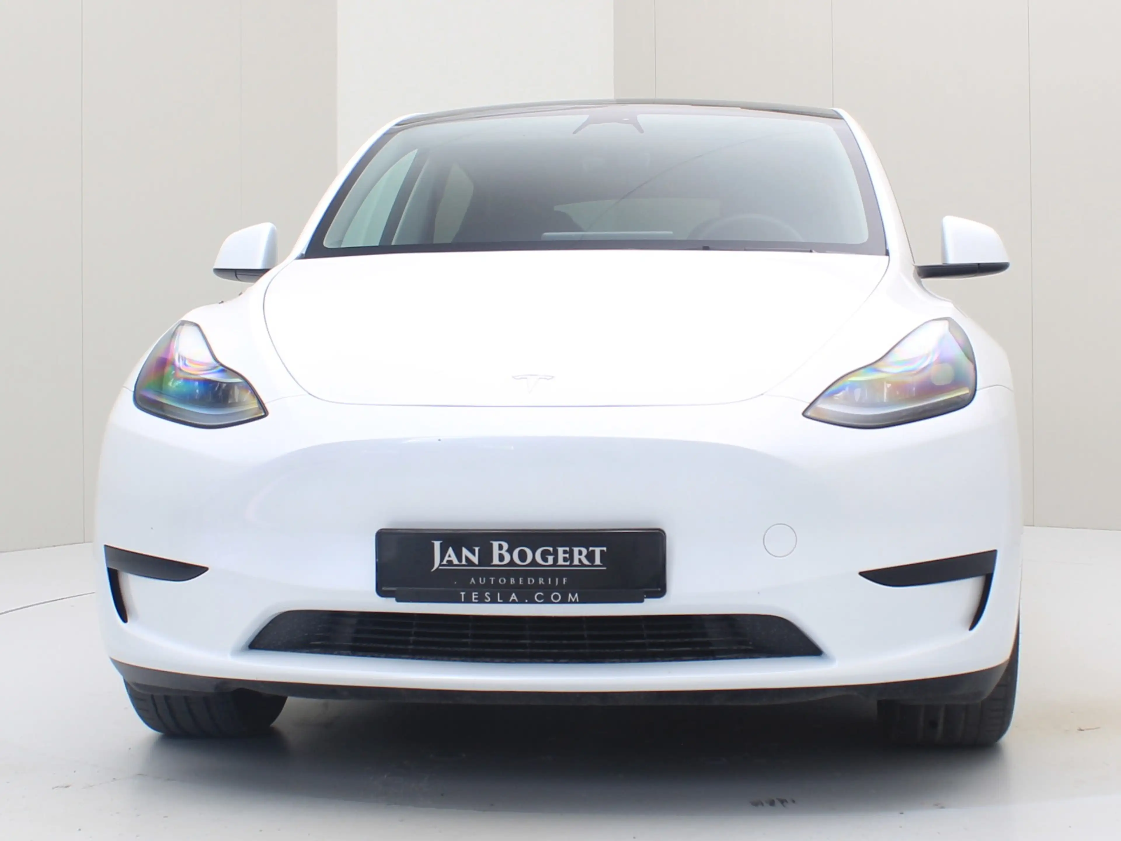 Tesla Model Y Standard RWD Plus 94.1% SoH [ AMD RYZEN+AUTOPILOT+ — photo 6