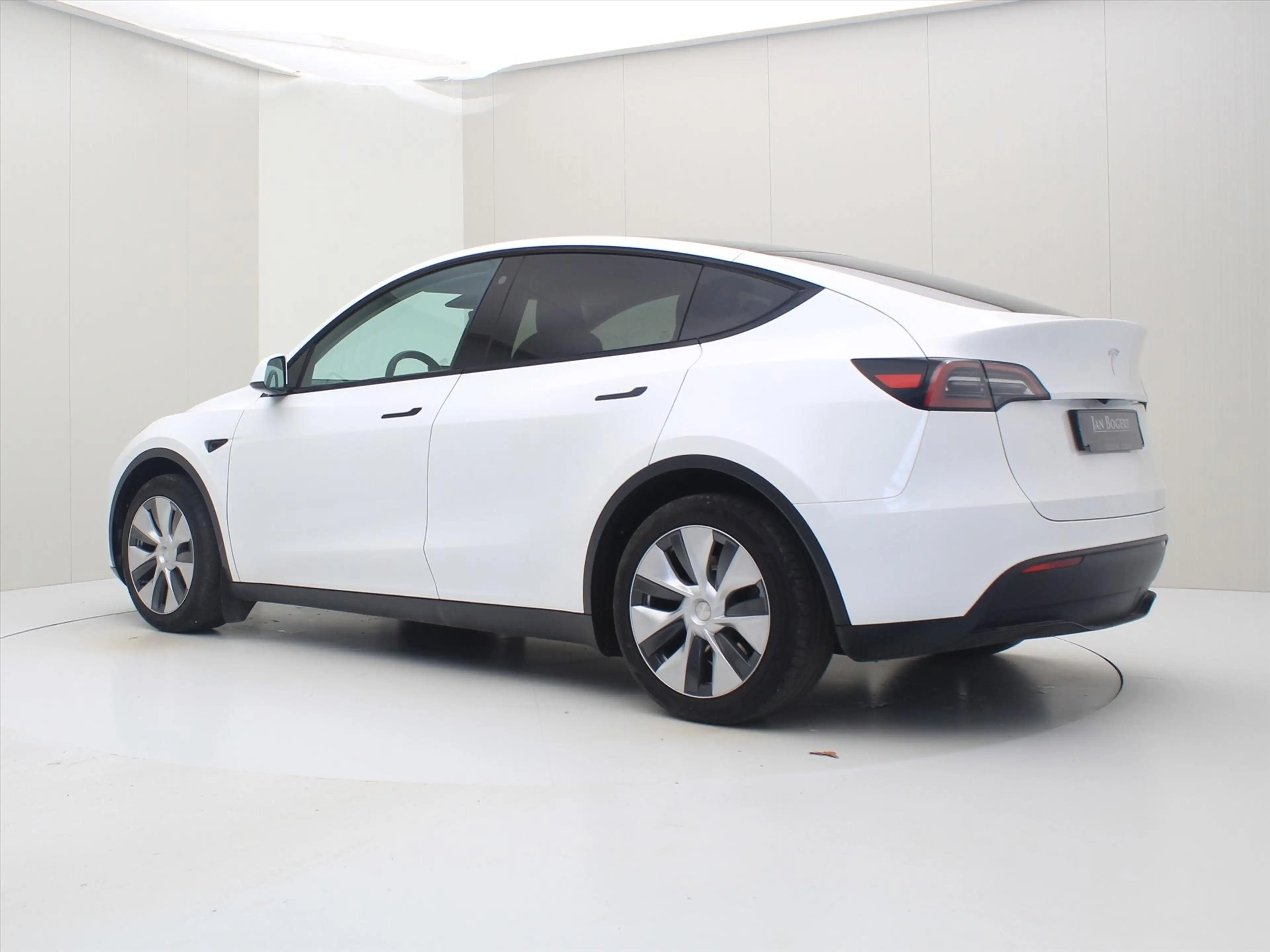 Tesla Model Y Standard RWD Plus 94.1% SoH [ AMD RYZEN+AUTOPILOT+ — photo 4