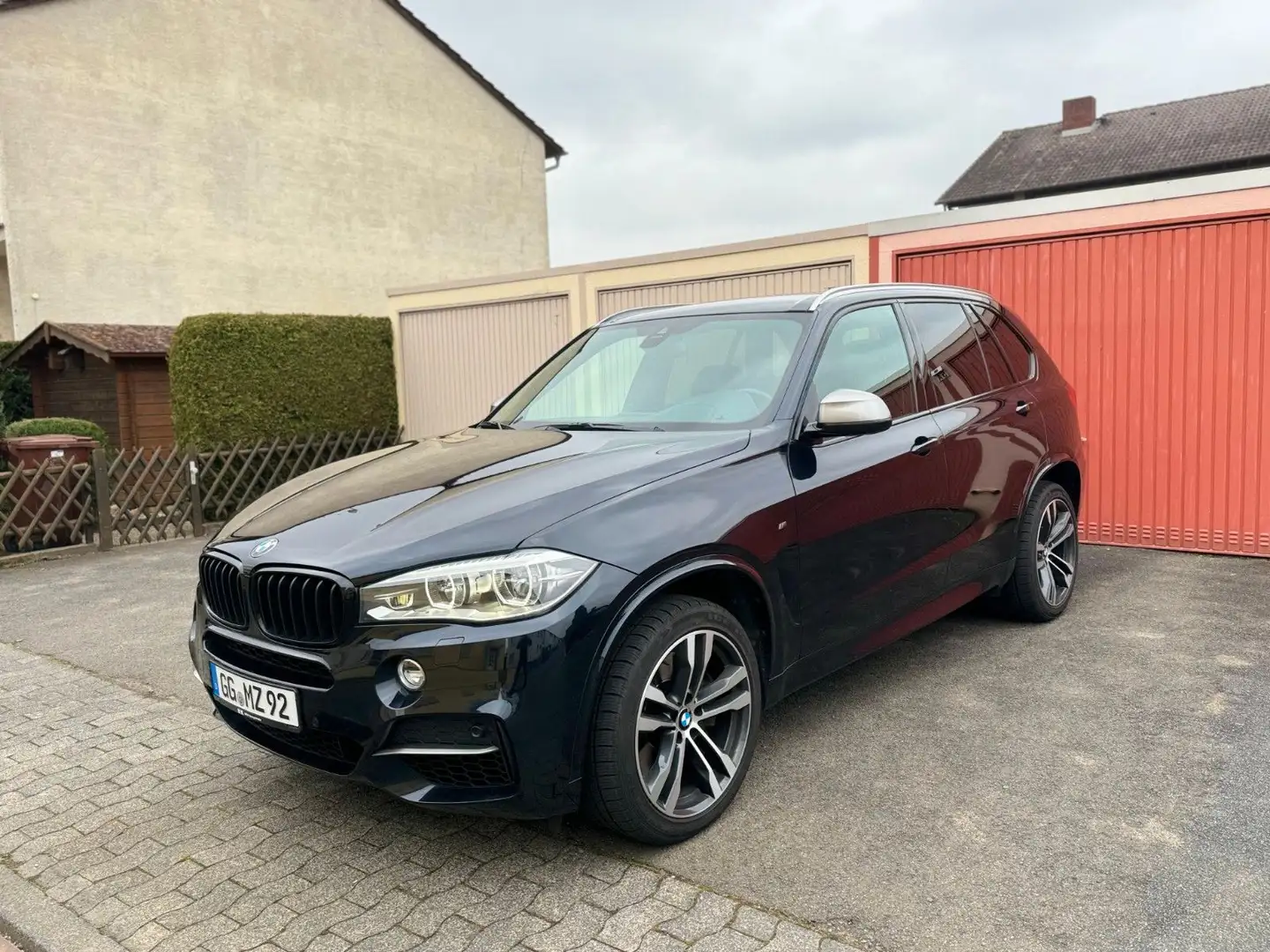 BMW X5 Baureihe X5 M50d Head UP Softclose RFK AHK Negro - 2