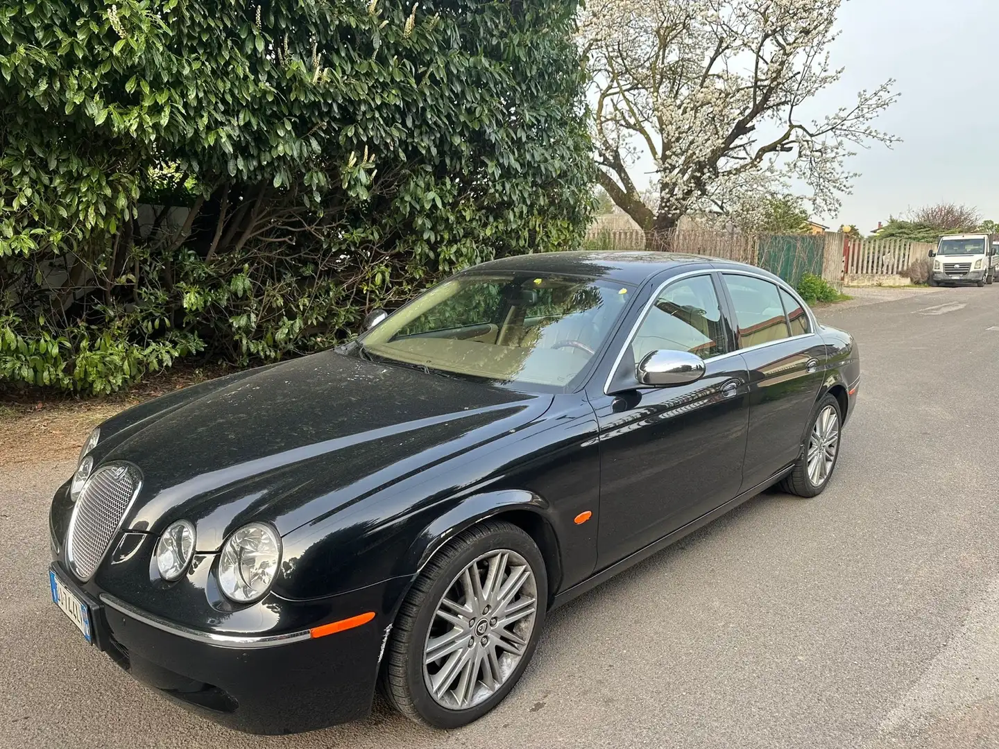 Jaguar S-Type 2.7d V6 Executive auto Zwart - 1