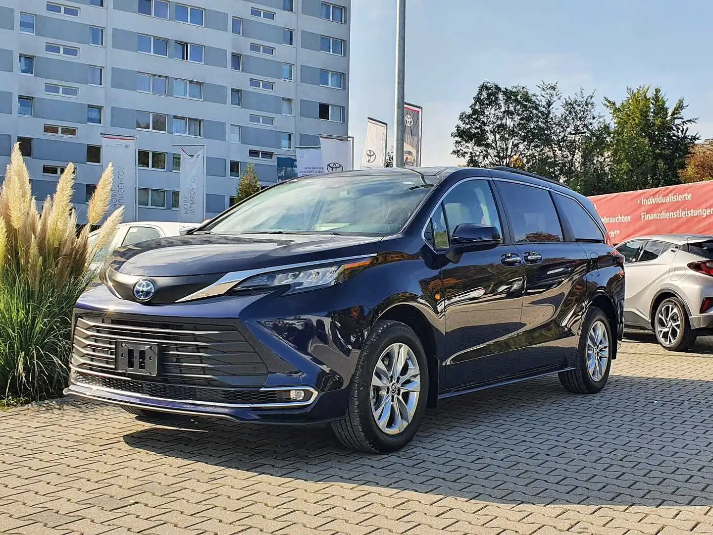 Toyota Sienna XLE FWD 7-Pass Hybrid 2,5L 4-Zyl. Modell 2022 Appl Blu/Azzurro - 2