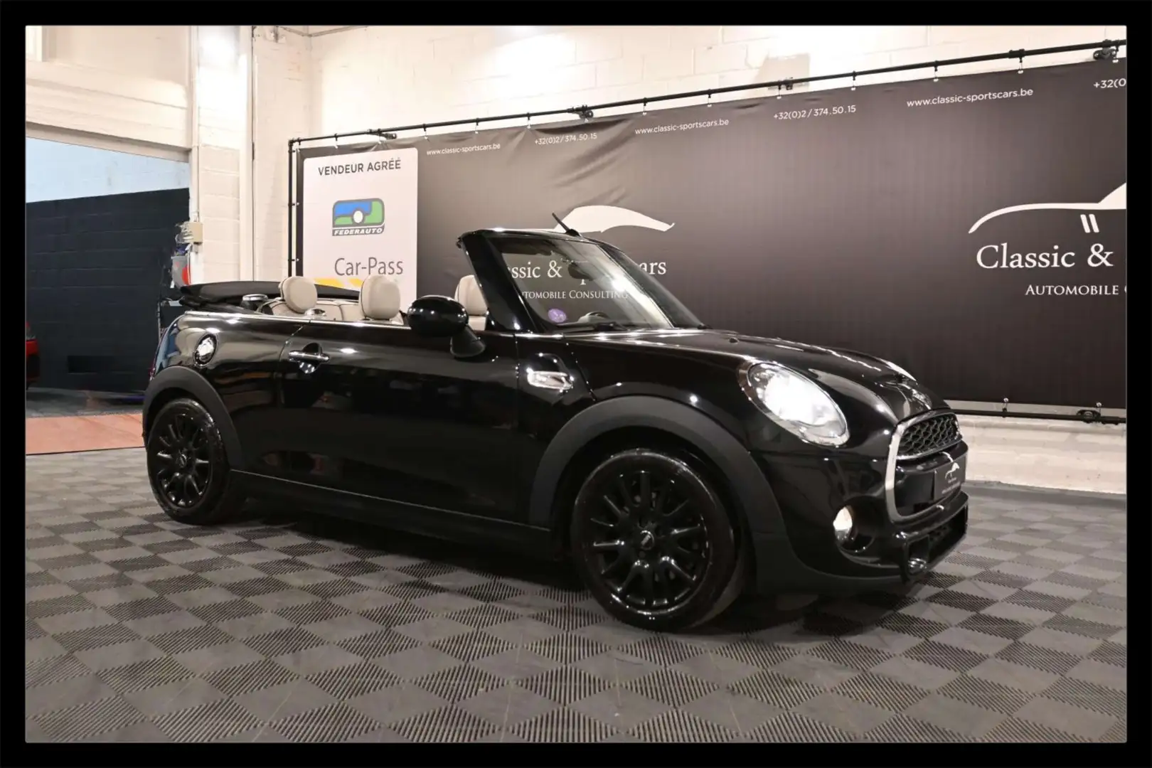 MINI Cooper S Cabrio 2.0i CABRIOLET / CUIR / LEDS / GPS NAVI / PDC Noir - 1