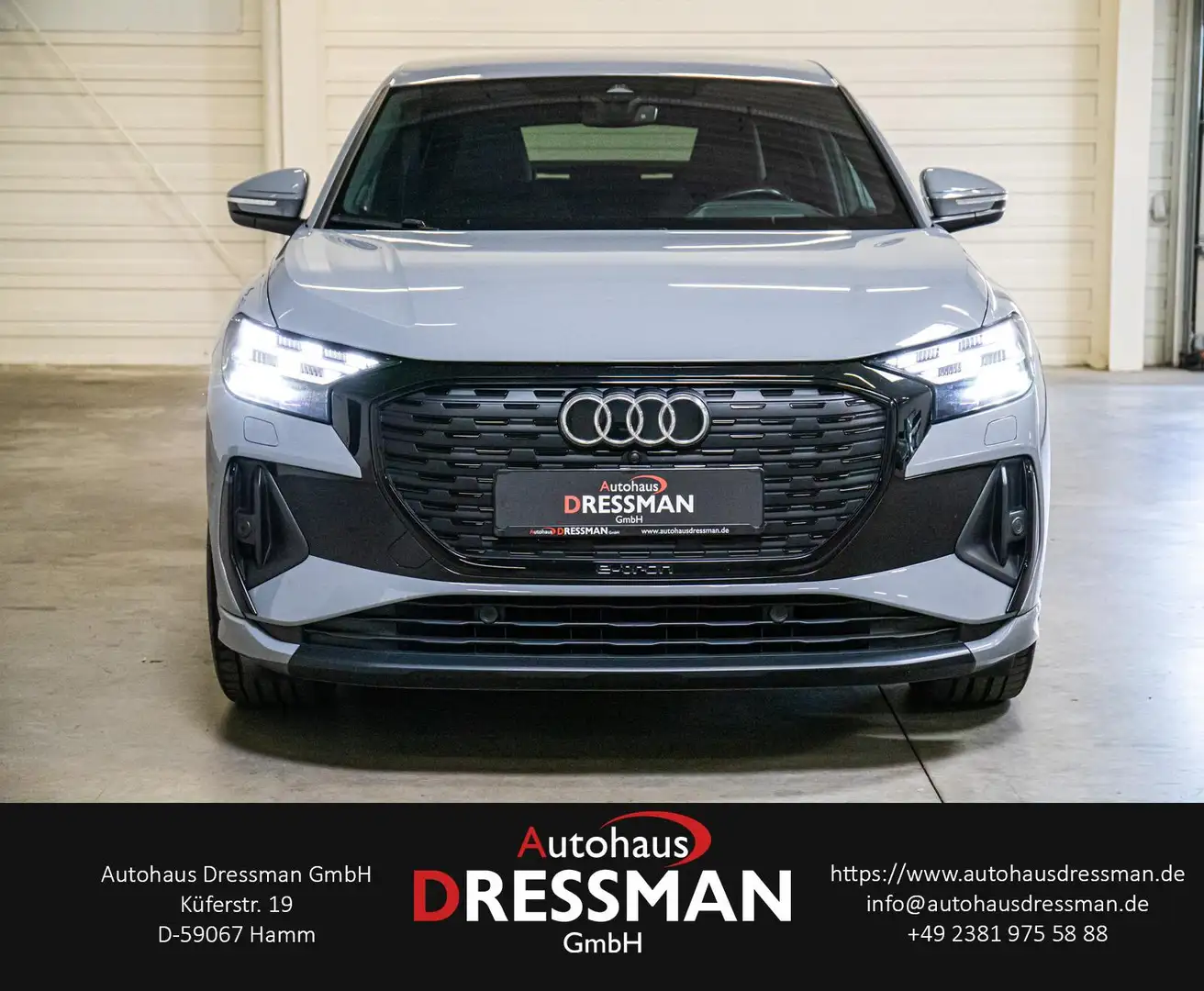 Audi Q4 e-tron Sportback 35 S LINE MATRIX SONOS 21 Z. Grau - 2