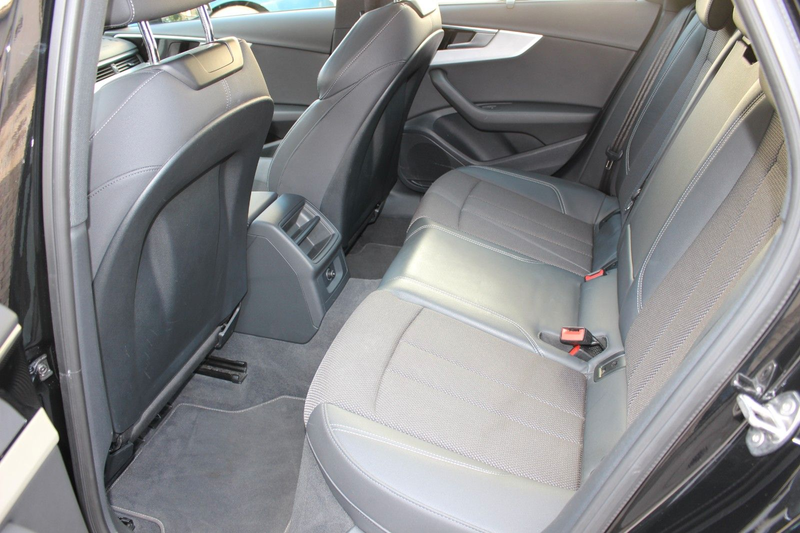Audi A4 Avant 35 TFSI S line , Sound,DAB,Matrix LED — photo 15