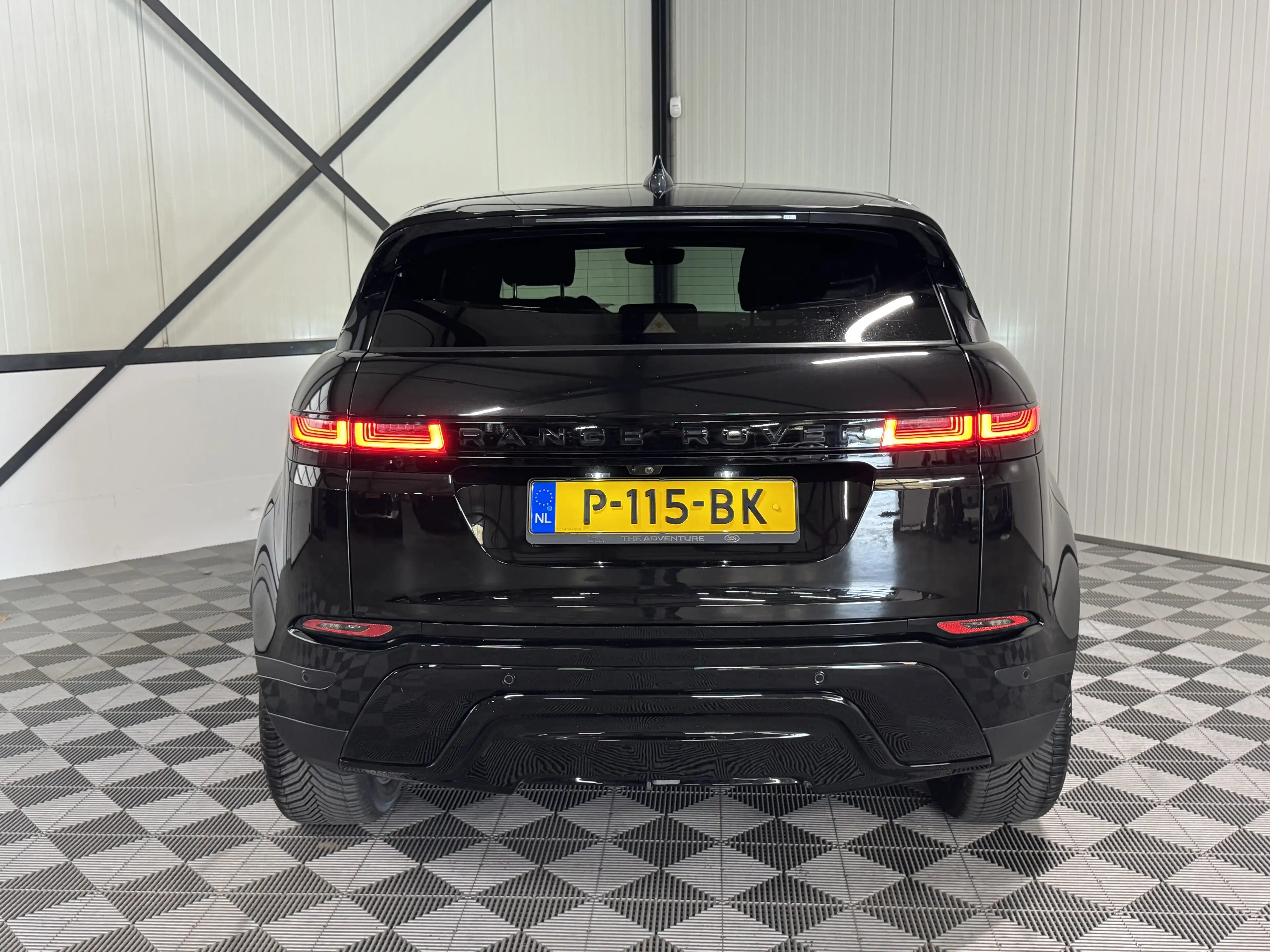 Land Rover Range Rover Evoque 1.5 P300e | AWD R-Dynamic S | Pano | Leer | Navi | — photo 9