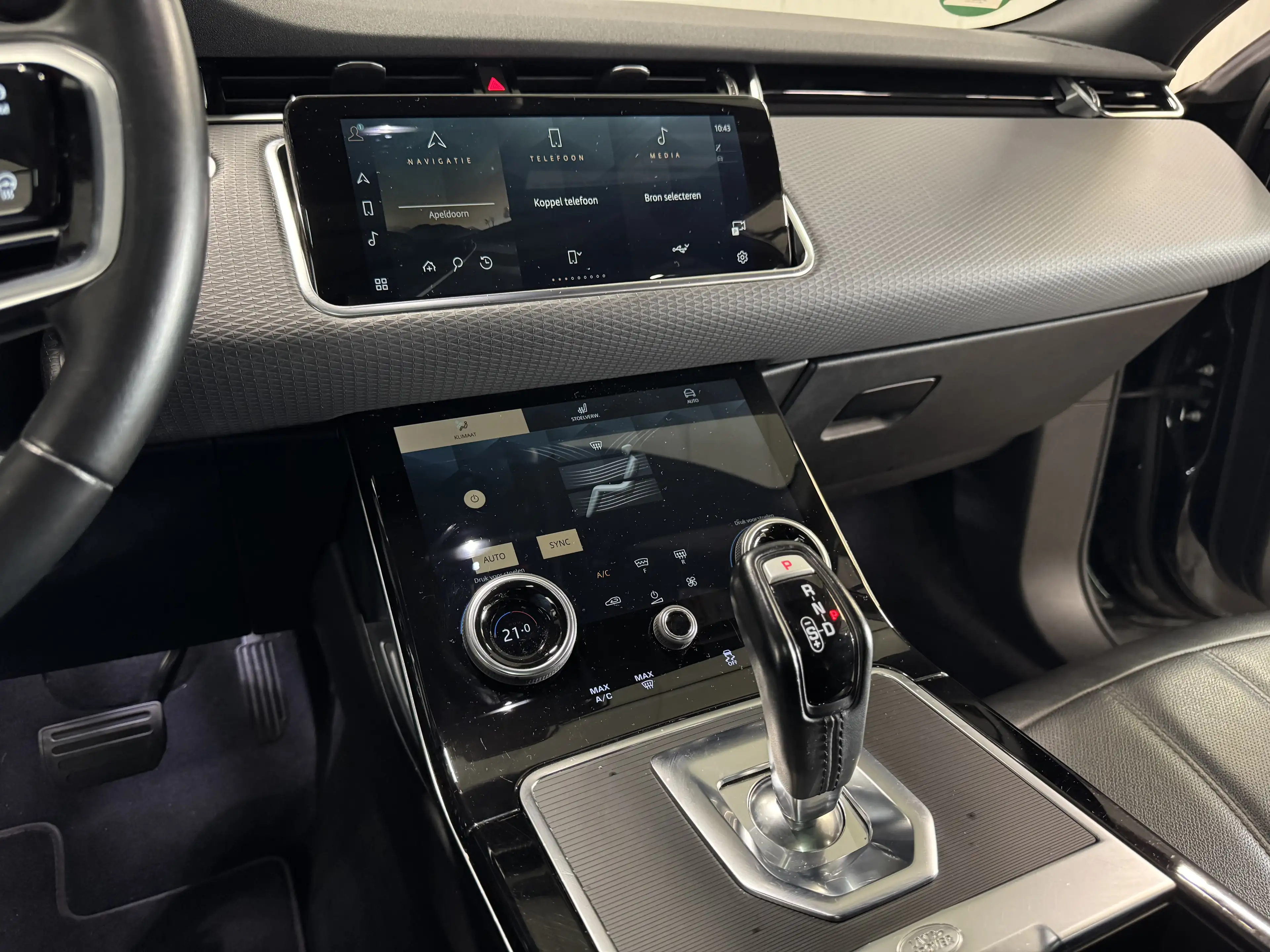 Land Rover Range Rover Evoque 1.5 P300e | AWD R-Dynamic S | Pano | Leer | Navi | — photo 16