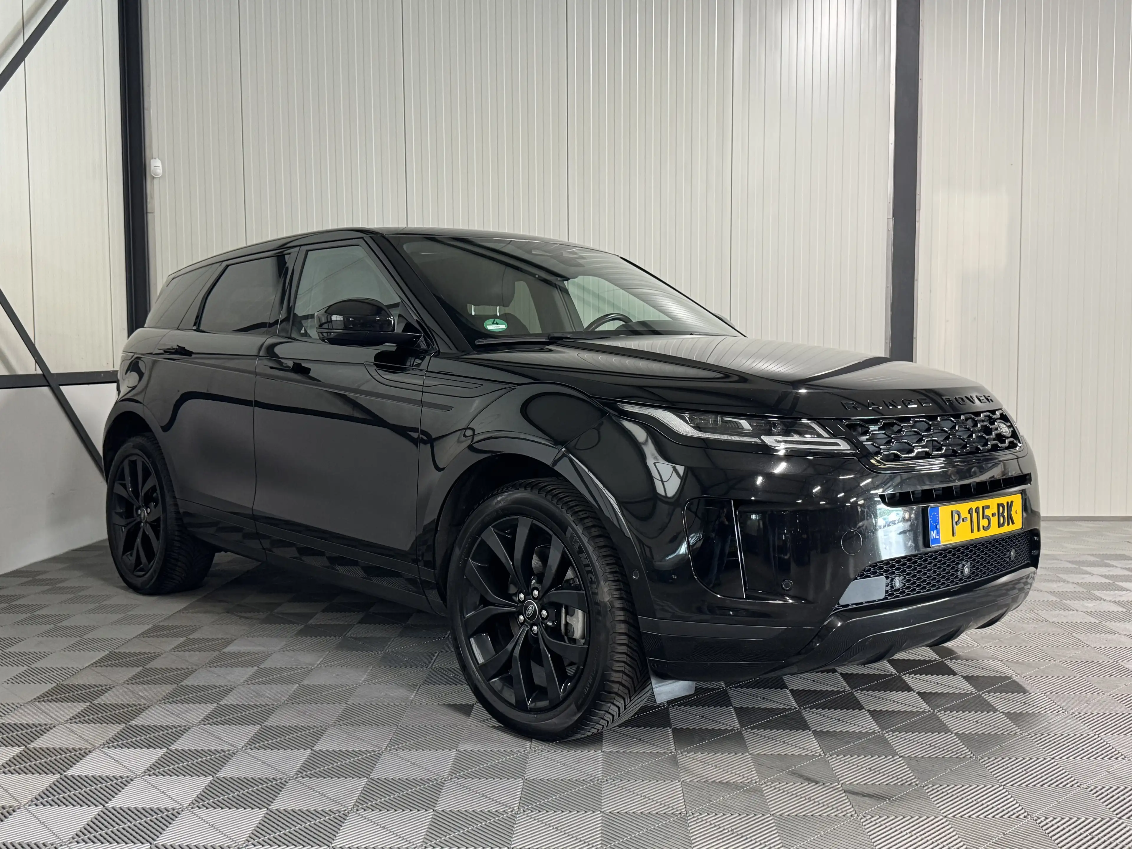 Land Rover Range Rover Evoque 1.5 P300e | AWD R-Dynamic S | Pano | Leer | Navi | — photo 6