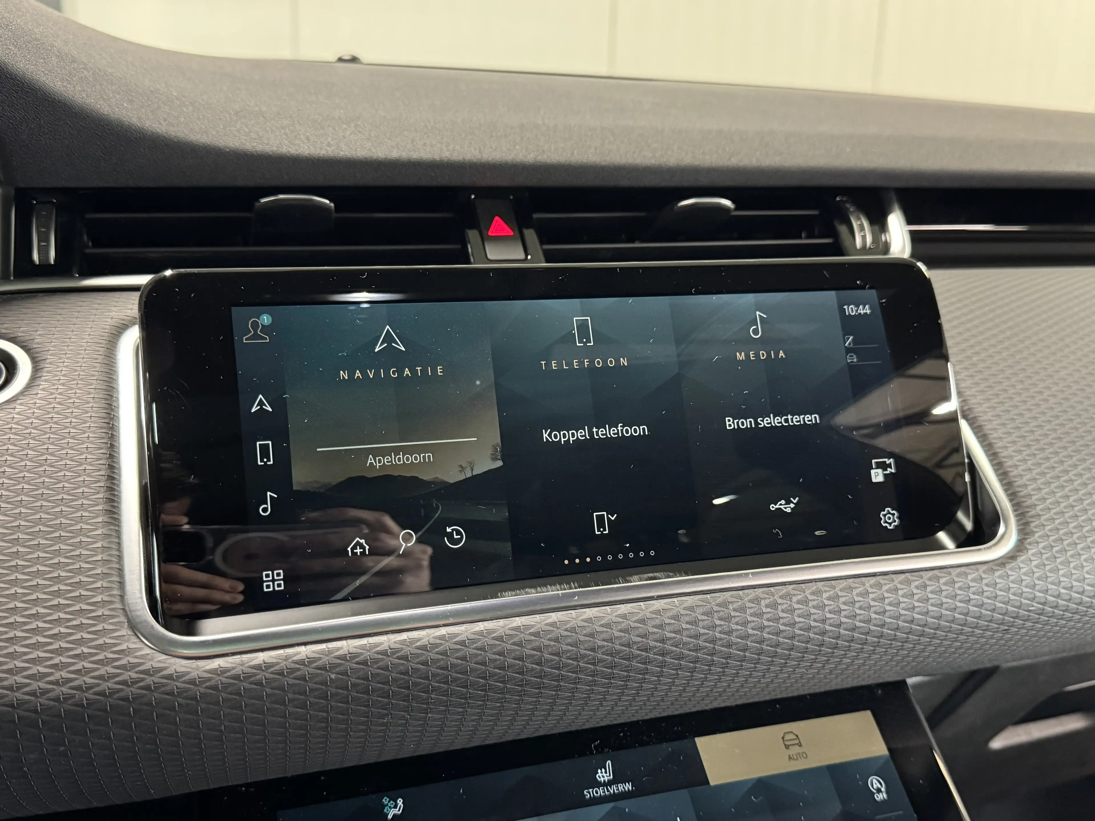 Land Rover Range Rover Evoque 1.5 P300e | AWD R-Dynamic S | Pano | Leer | Navi | — photo 19