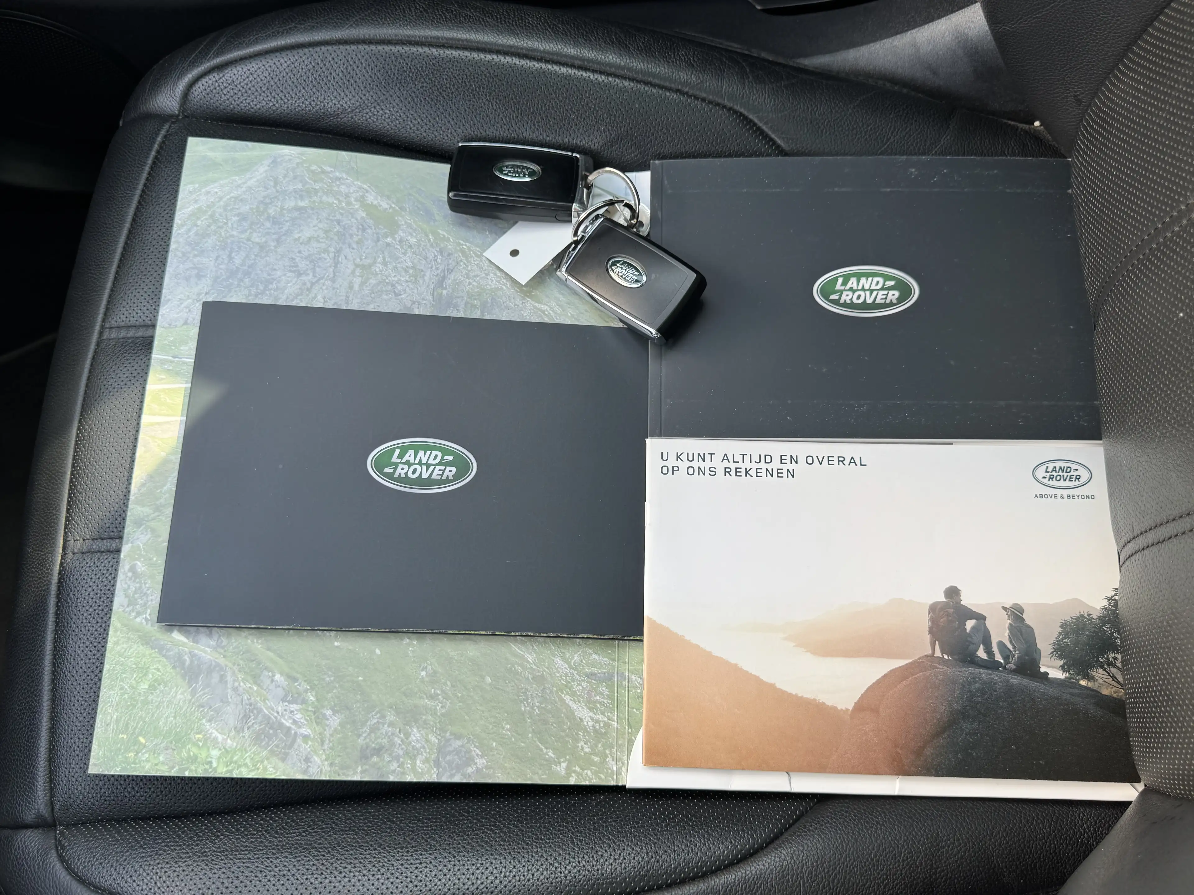 Land Rover Range Rover Evoque 1.5 P300e | AWD R-Dynamic S | Pano | Leer | Navi | — photo 40