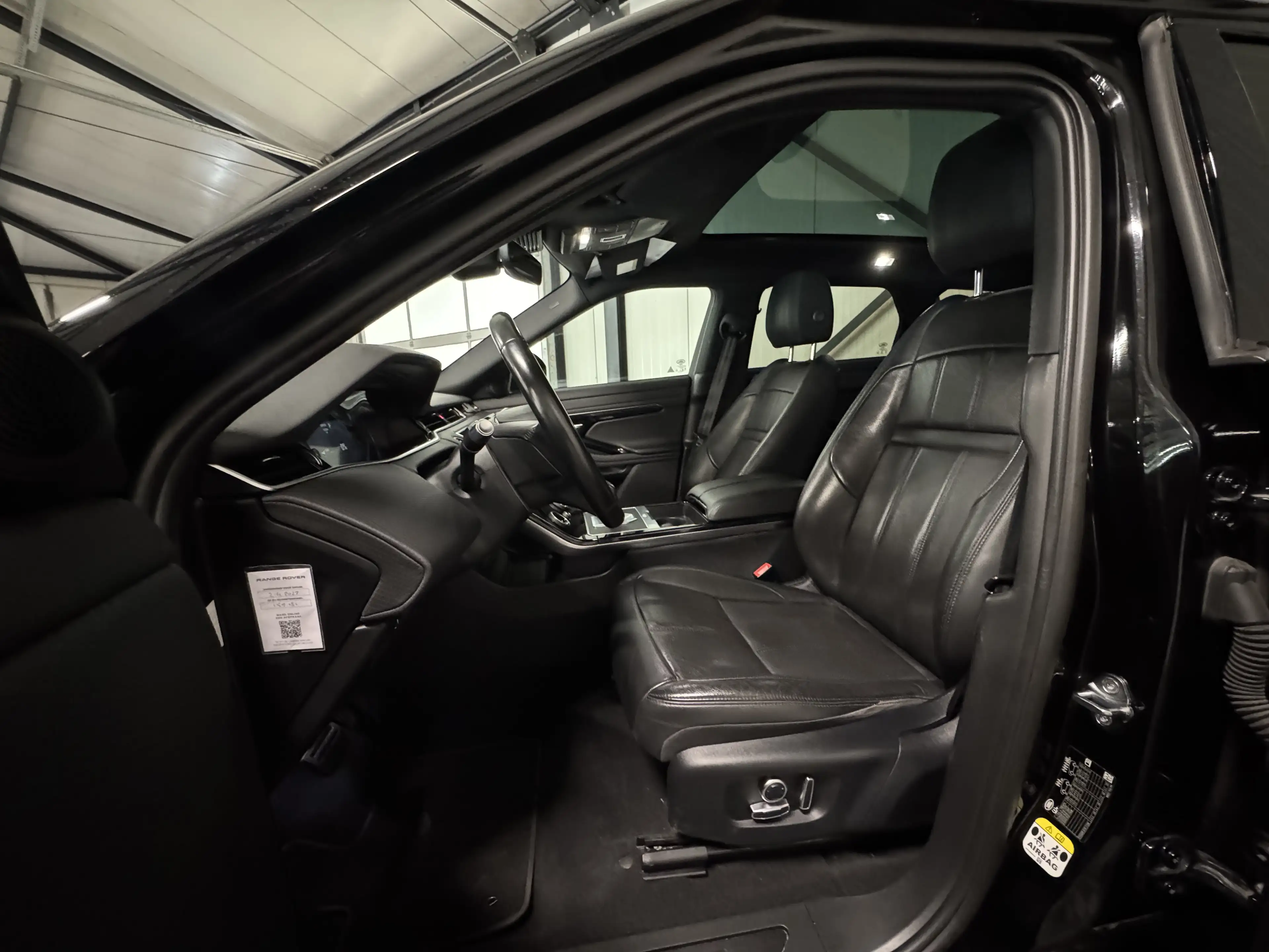 Land Rover Range Rover Evoque 1.5 P300e | AWD R-Dynamic S | Pano | Leer | Navi | — photo 25