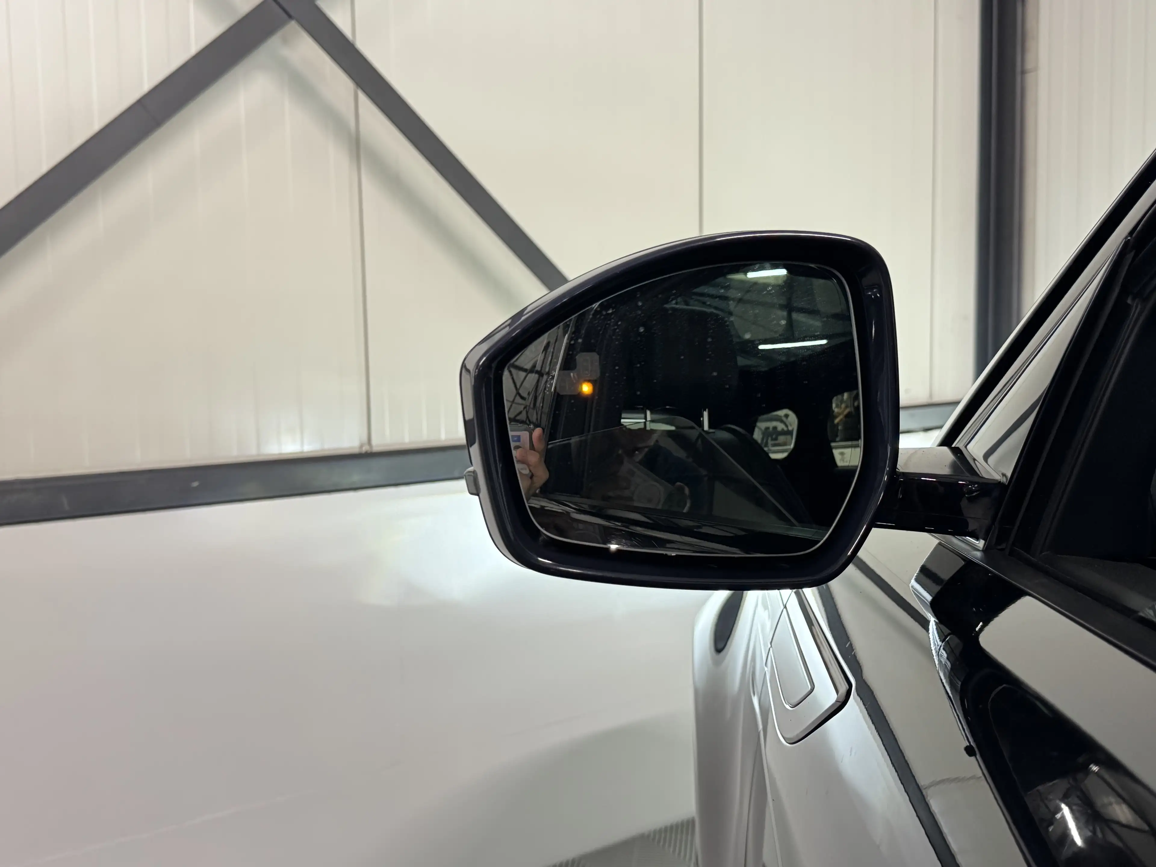 Land Rover Range Rover Evoque 1.5 P300e | AWD R-Dynamic S | Pano | Leer | Navi | — photo 37