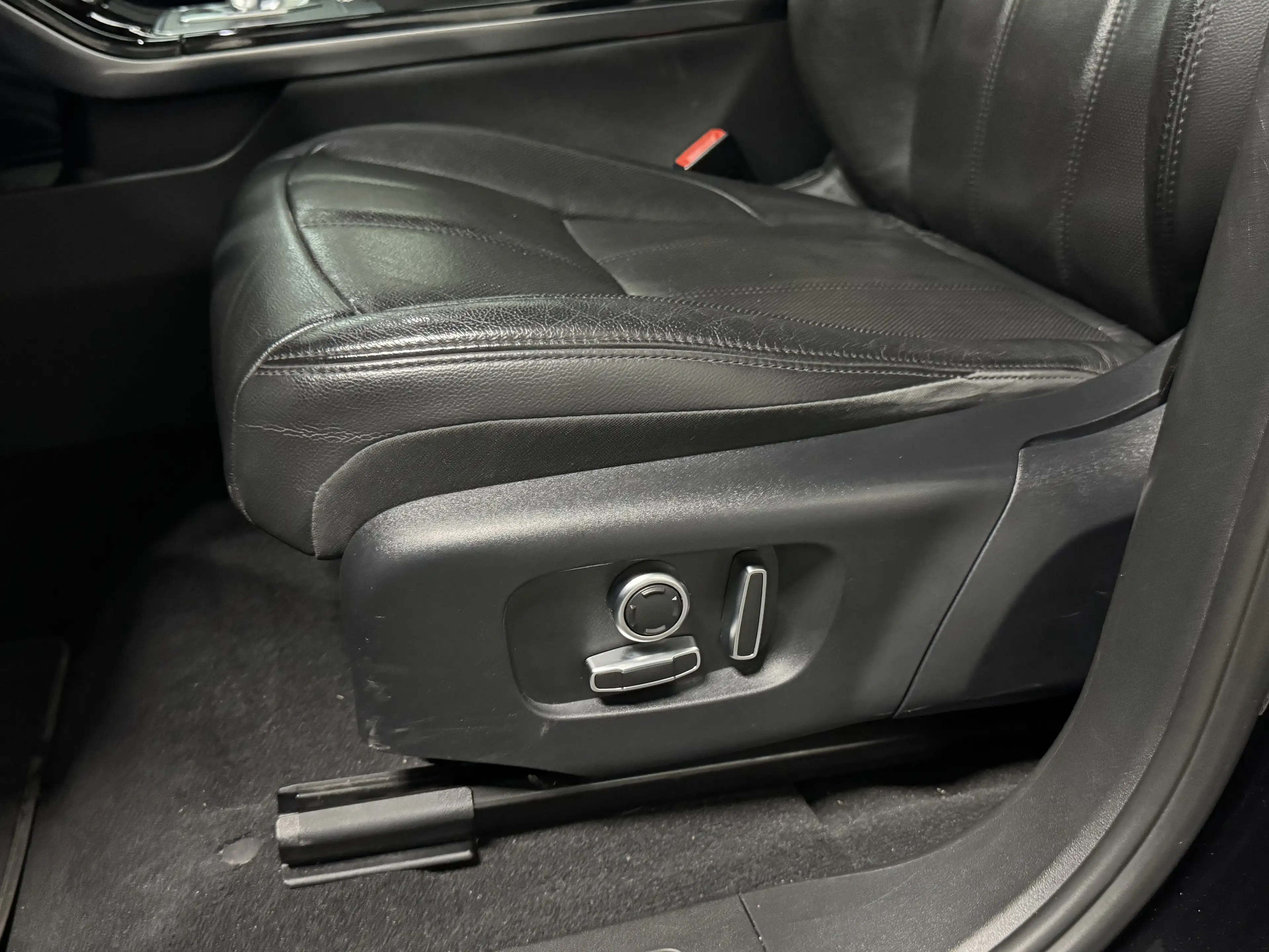 Land Rover Range Rover Evoque 1.5 P300e | AWD R-Dynamic S | Pano | Leer | Navi | — photo 26