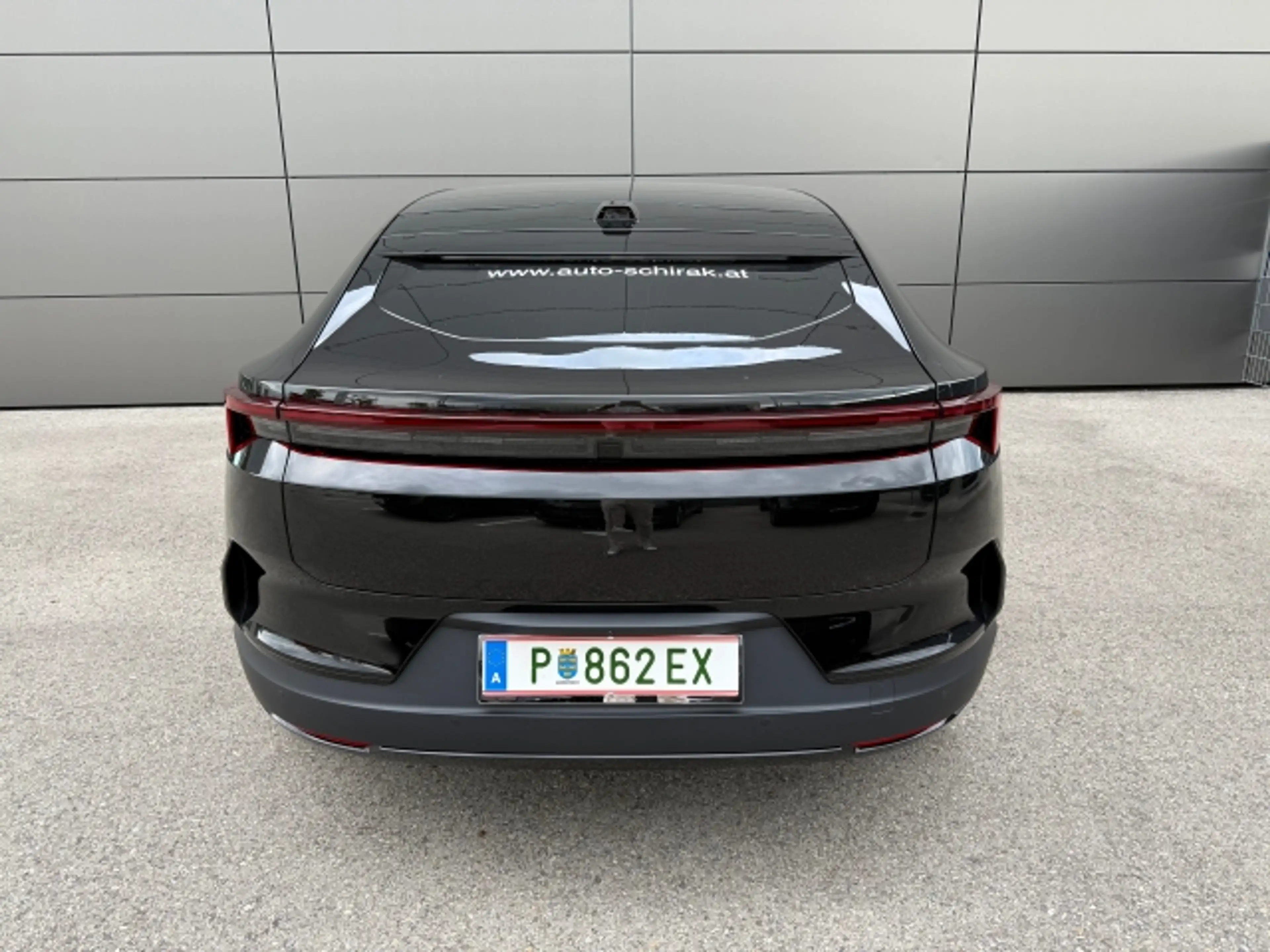 Polestar 4 4 Coupe  Dual Motor — photo 5