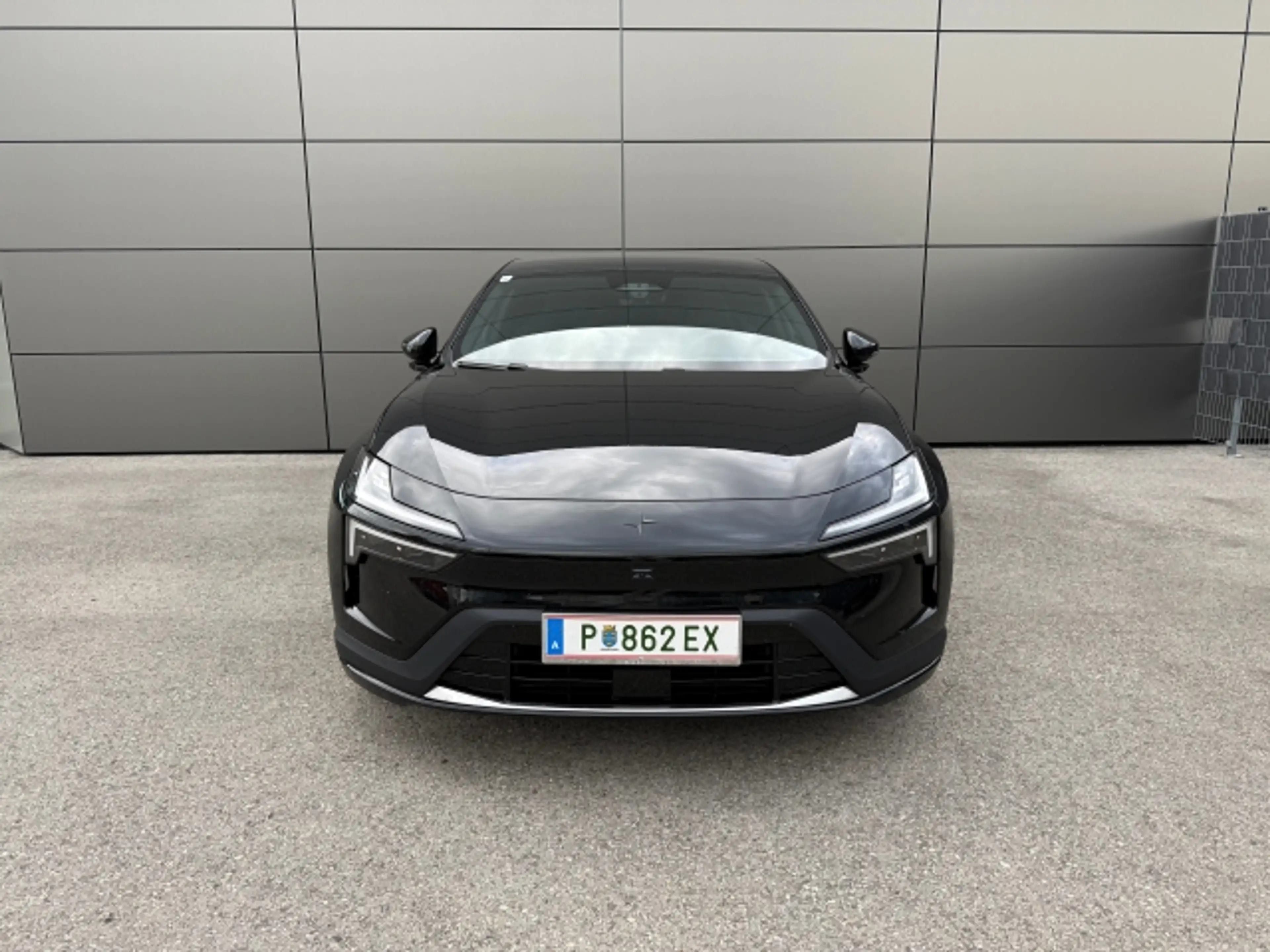 Polestar 4 4 Coupe  Dual Motor — photo 2