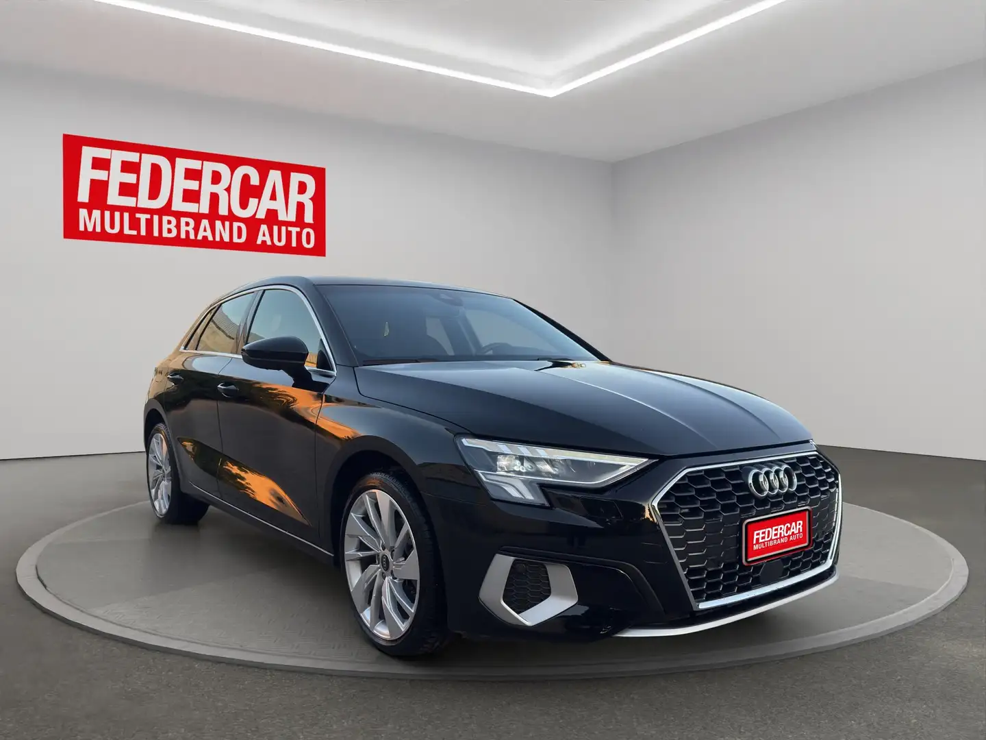 Audi A3 Sportback 30 2.0 tdi Business Advanced s-tronic Zwart - 1