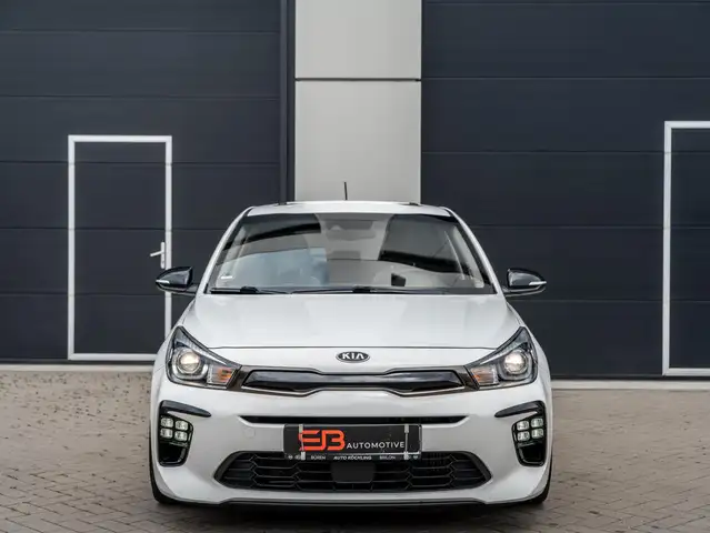 Kia Rio view 4