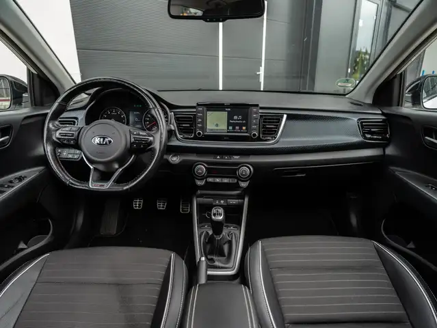 Kia Rio view 3