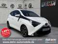 Toyota Aygo 1.0 X-Play Team Deutschland RFK Carplay PDC Weiß - thumbnail 1