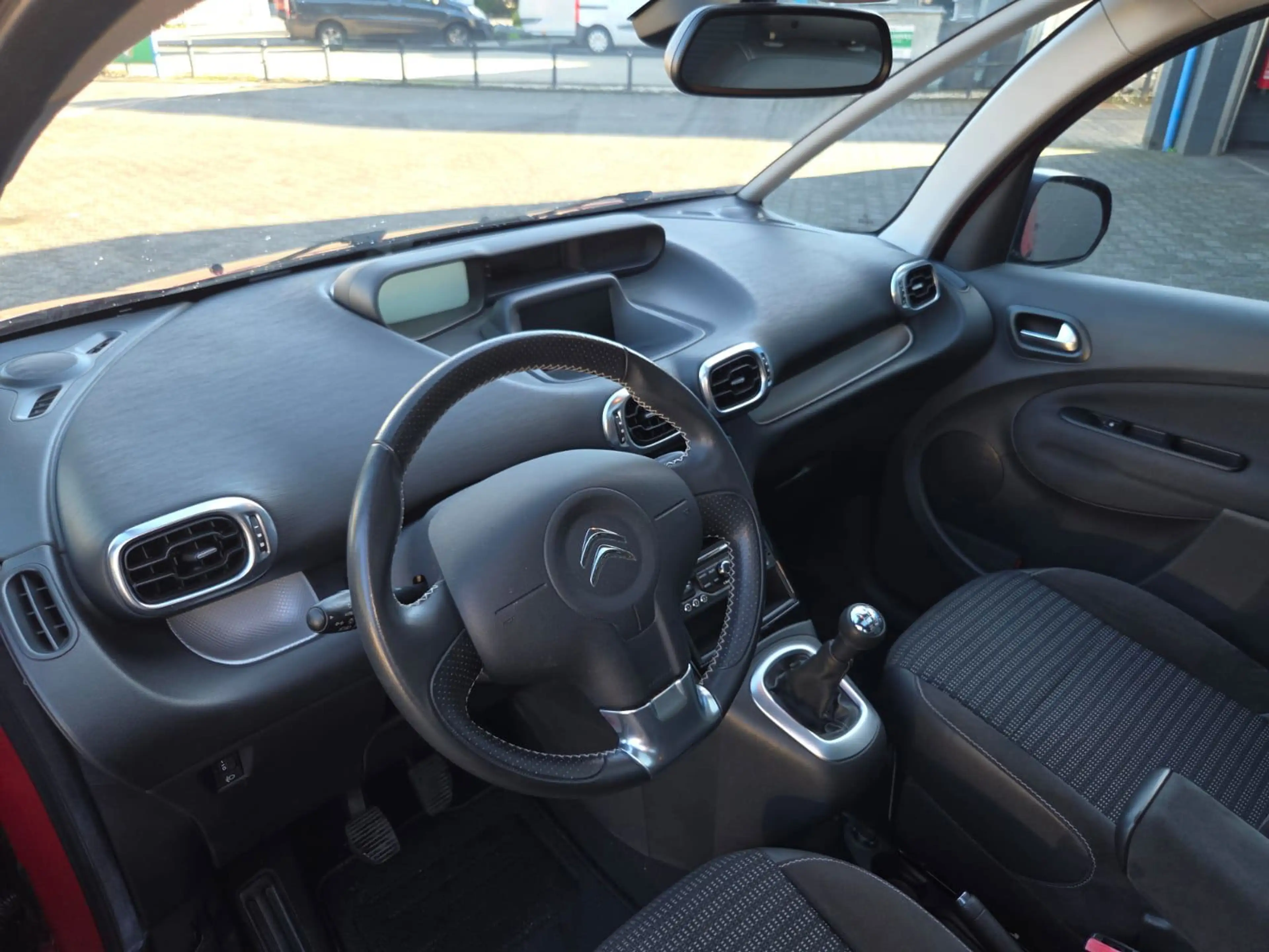 Citroen C3 Picasso 1.2 PureTech Exclusive, Trekhaak, — photo 14
