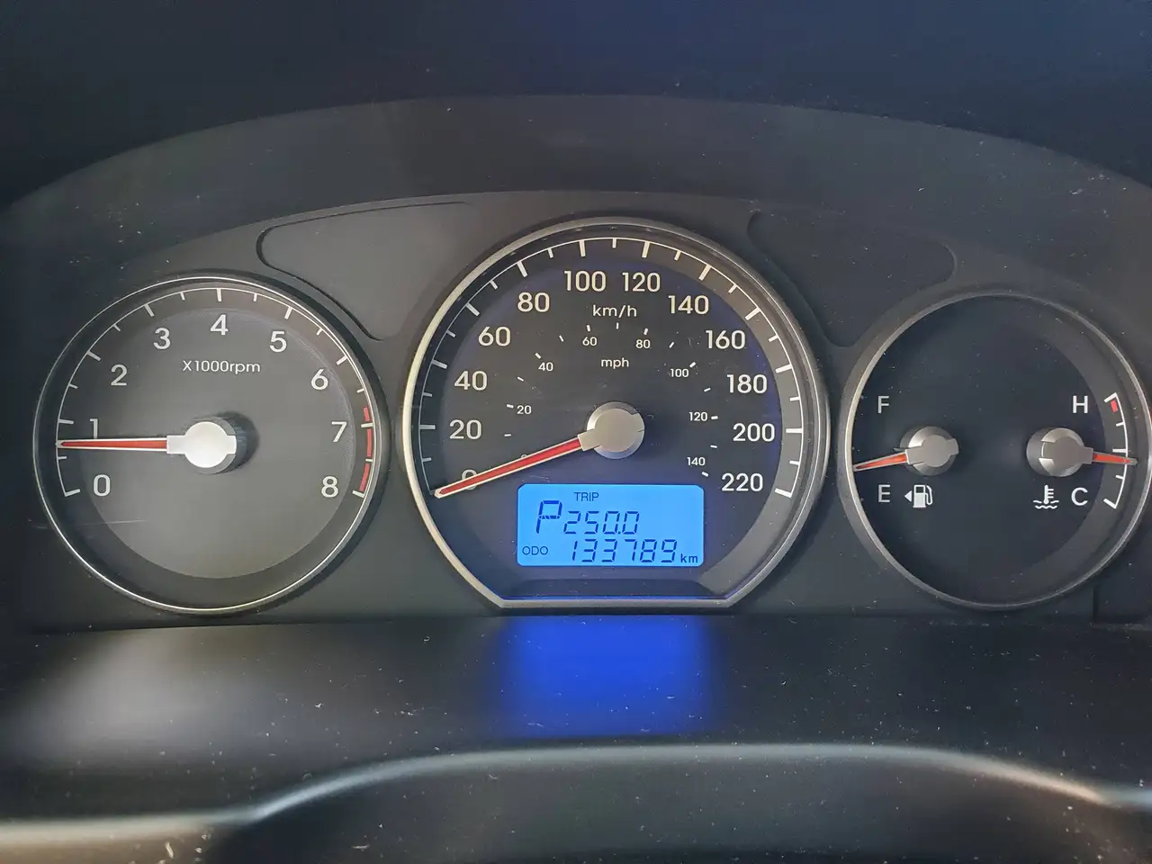 Hyundai SANTA FE снимка Hyundai SANTA FE