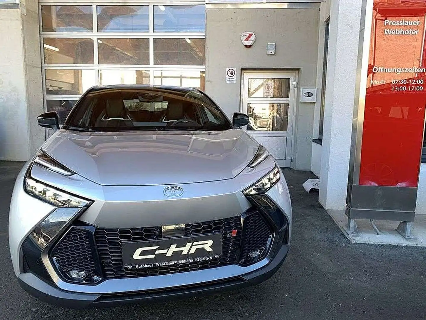 Toyota C-HR 2,0 Hybrid GR-SPORT CVT Silber - 2
