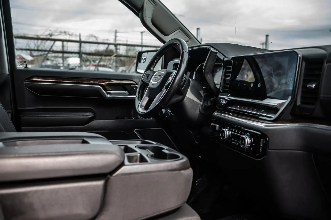 GMC Sierra 1500 снимка GMC Sierra 1500