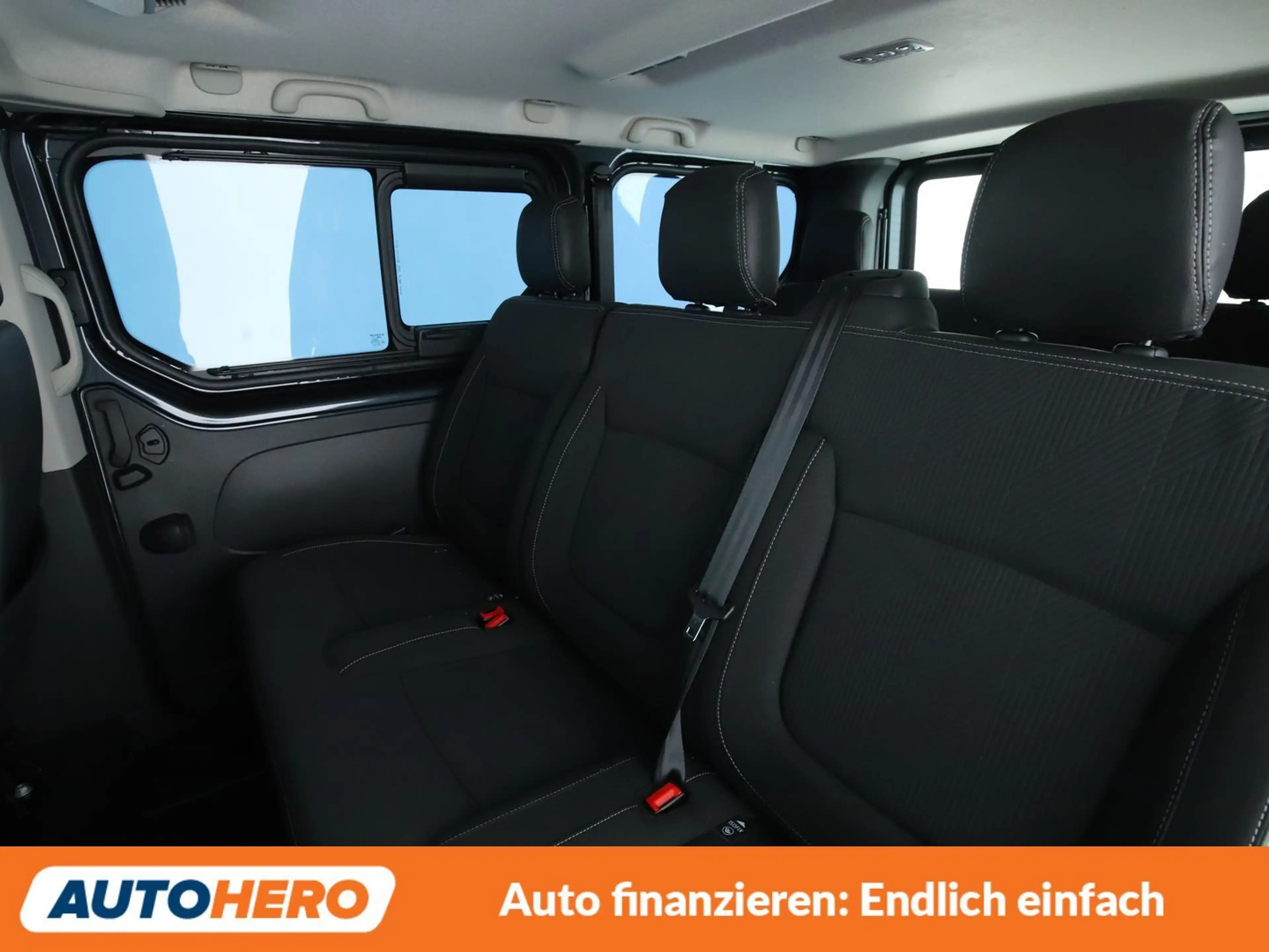Nissan NV300 2.0 dCi L1H1 2,8t N-CONNECTA *NAVI*LED*TEMPO*CAM* — photo 14