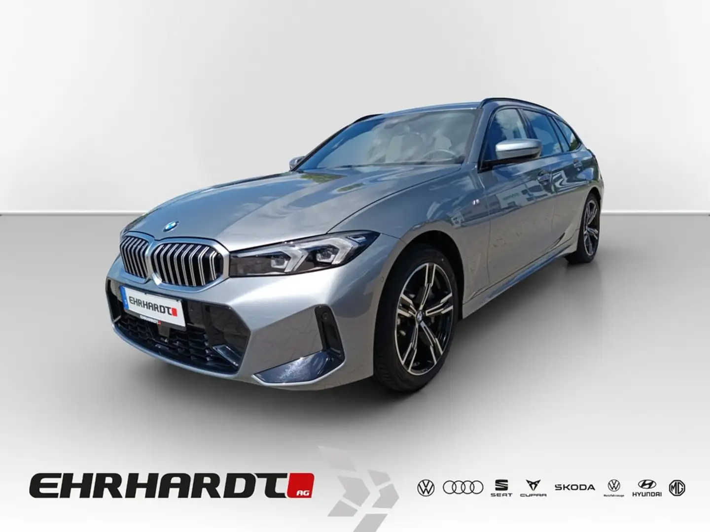 BMW 330 i xDrive Touring Steptronic M Sport NAVI*LED*SH... Grau - 1