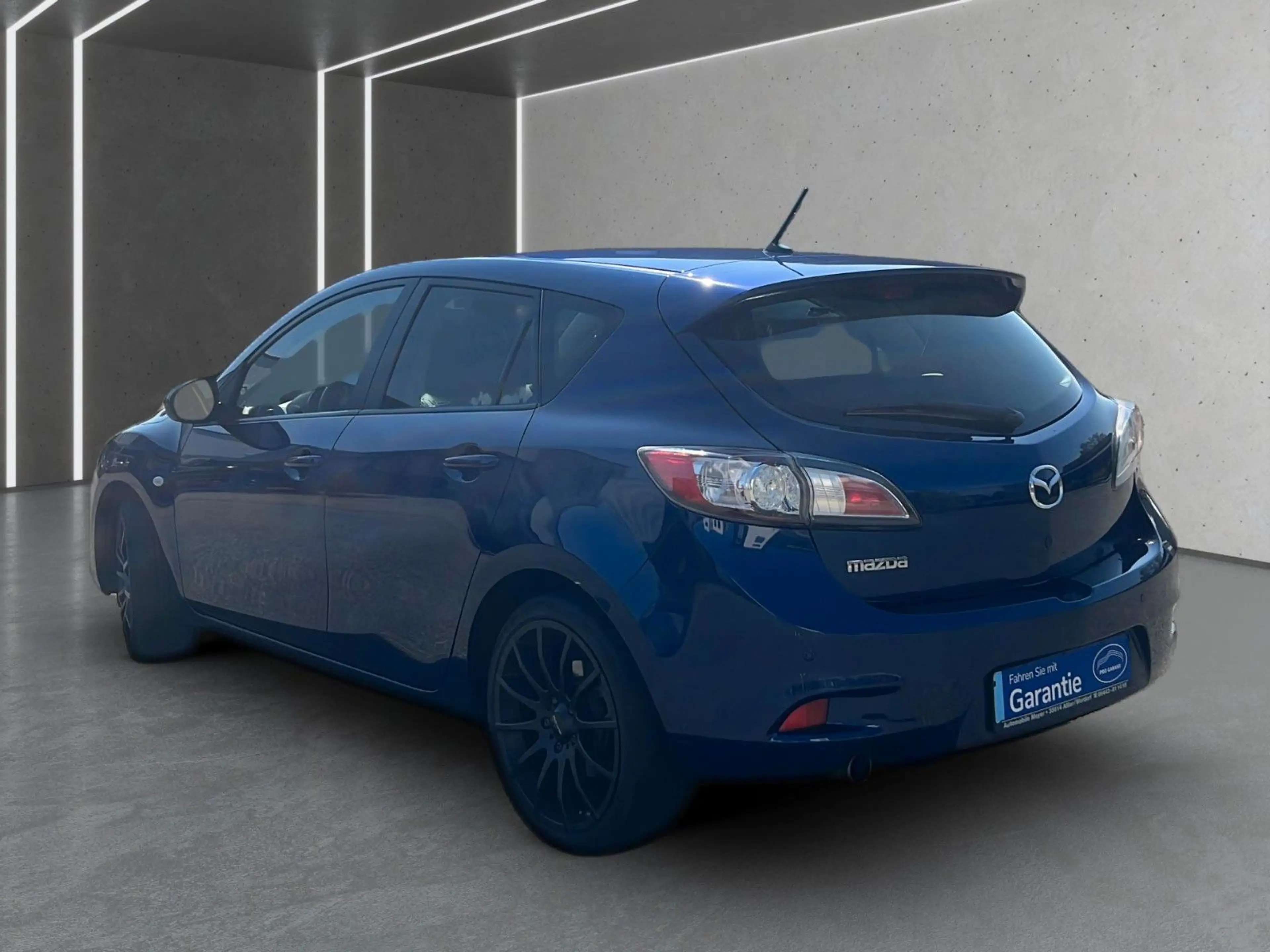 Mazda 3 Lim. Sports-Line Wagen Nr. 043 — photo 4