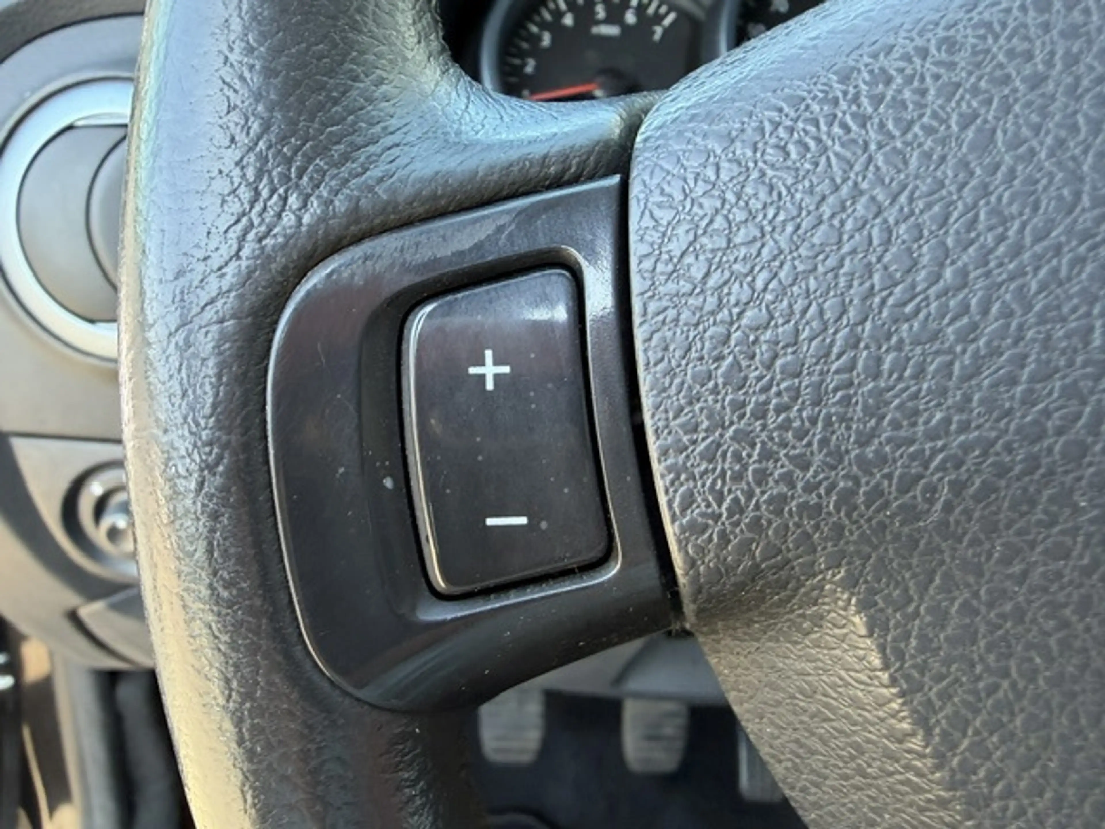 Dacia Lodgy 1.2 TCe Stepway 5p., '16, airco, cruise, navi ! — photo 13