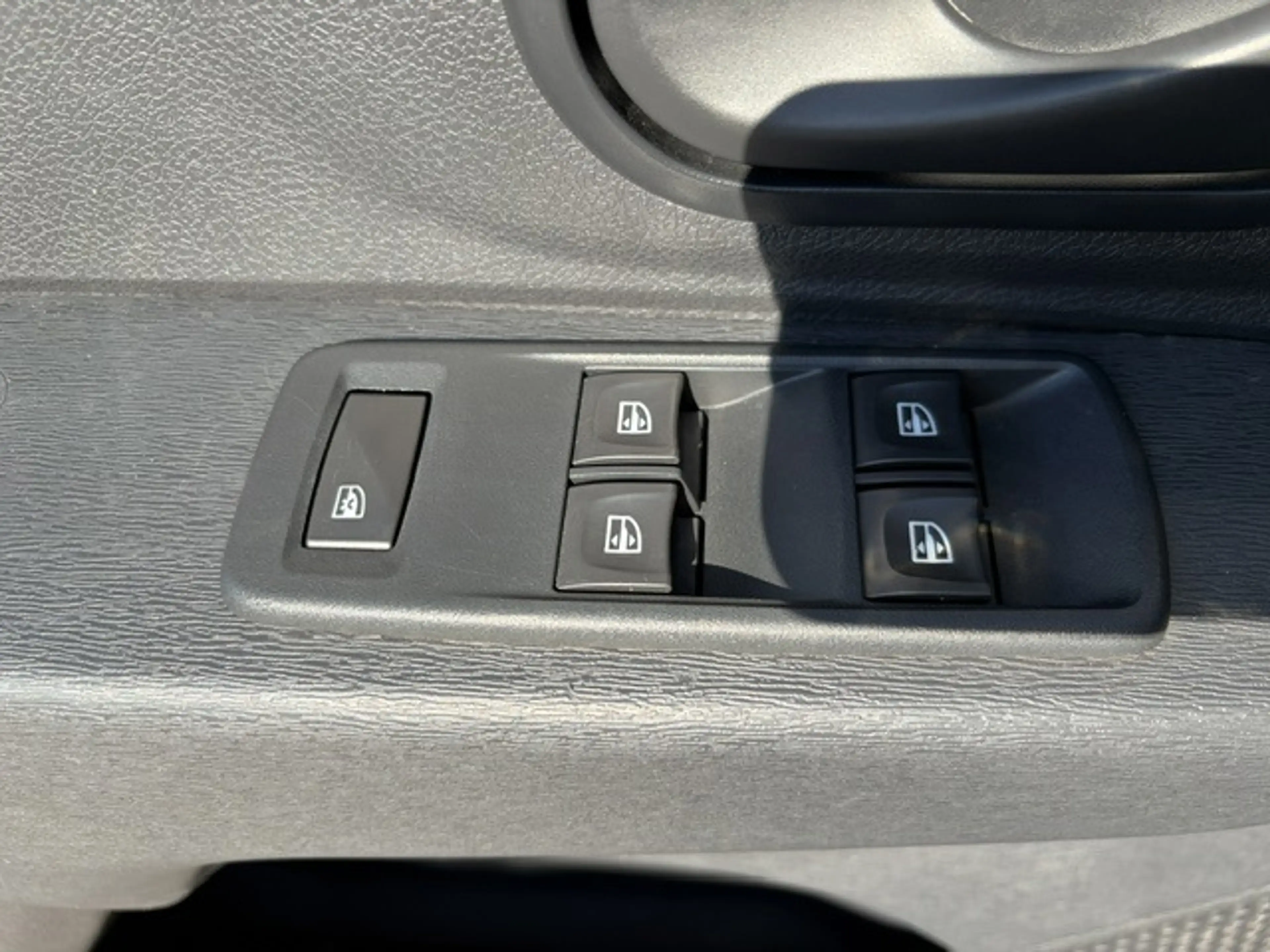 Dacia Lodgy 1.2 TCe Stepway 5p., '16, airco, cruise, navi ! — photo 10