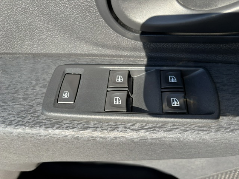 Dacia Lodgy 1.2 TCe Stepway 5p., '16, airco, cruise, navi ! — photo 10