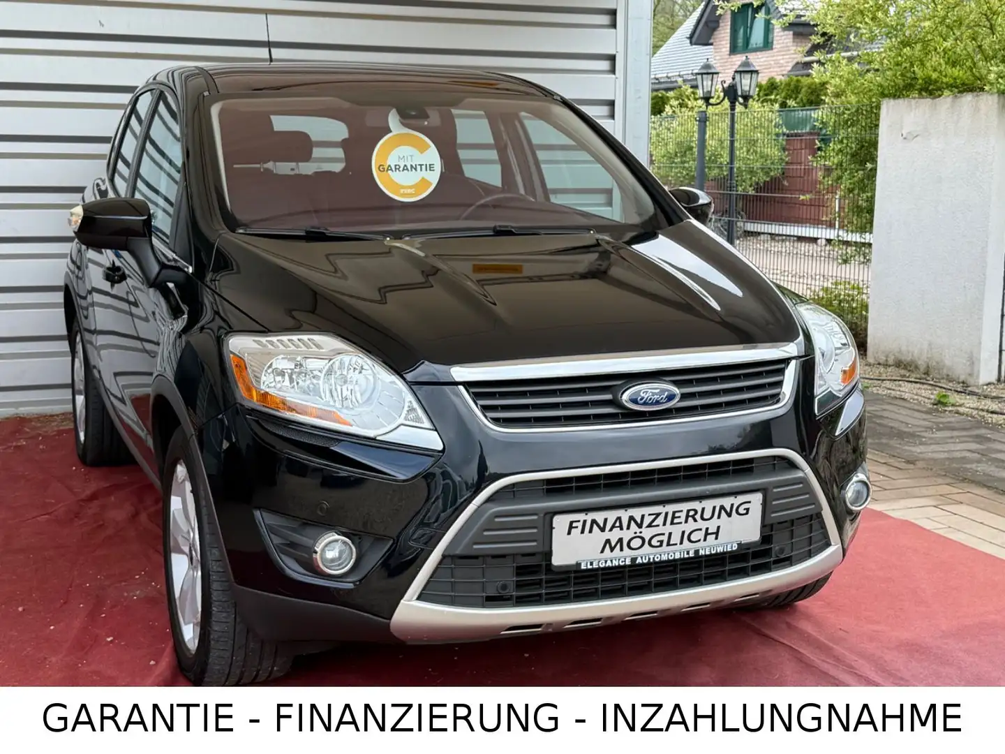 Ford Kuga Titanium/Garantie/Scheckheft/Ahk. Noir - 1