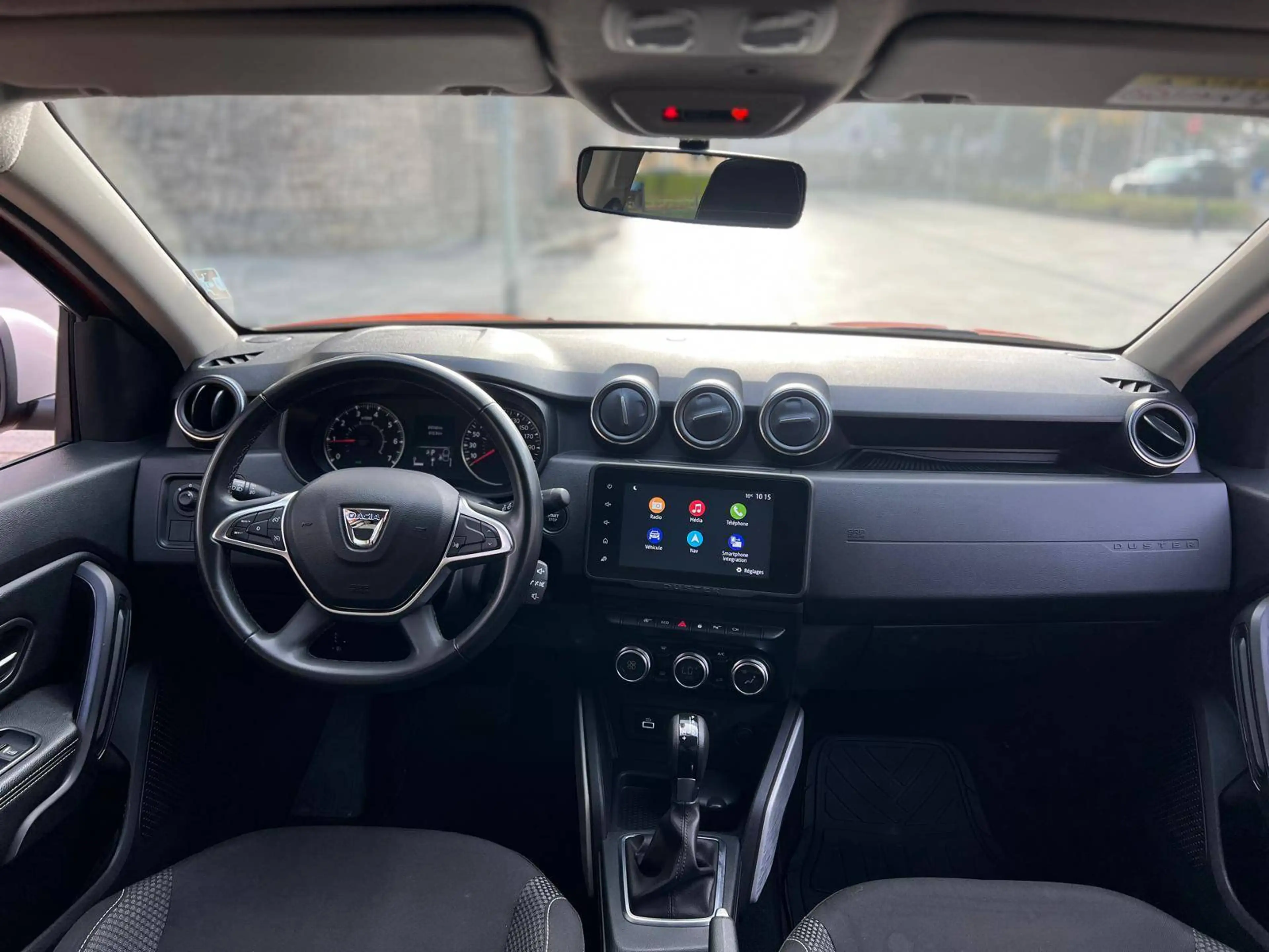 Dacia Duster AUTOMATIQUE / ESSENCE / — photo 12