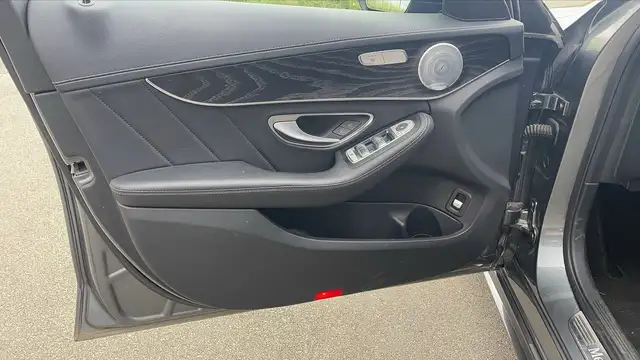 Mercedes-Benz Unknown Model view 7